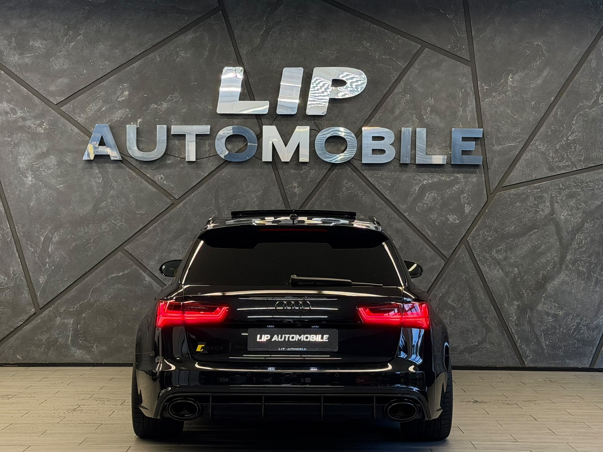 AUDI RS6 Avant 4.0 TFSI V8 performance quattro-image-6
