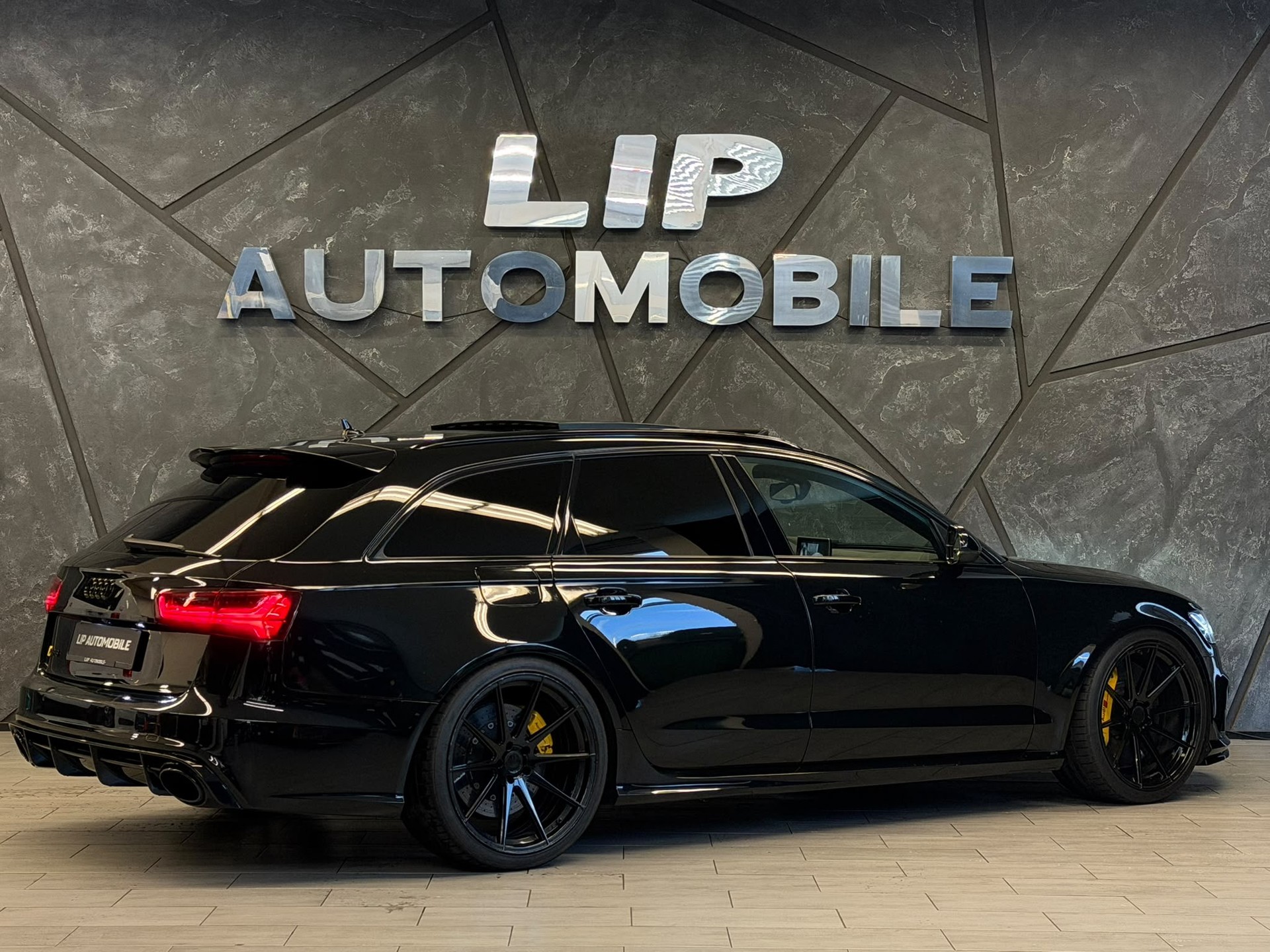 AUDI RS6 Avant 4.0 TFSI V8 performance quattro-image-5