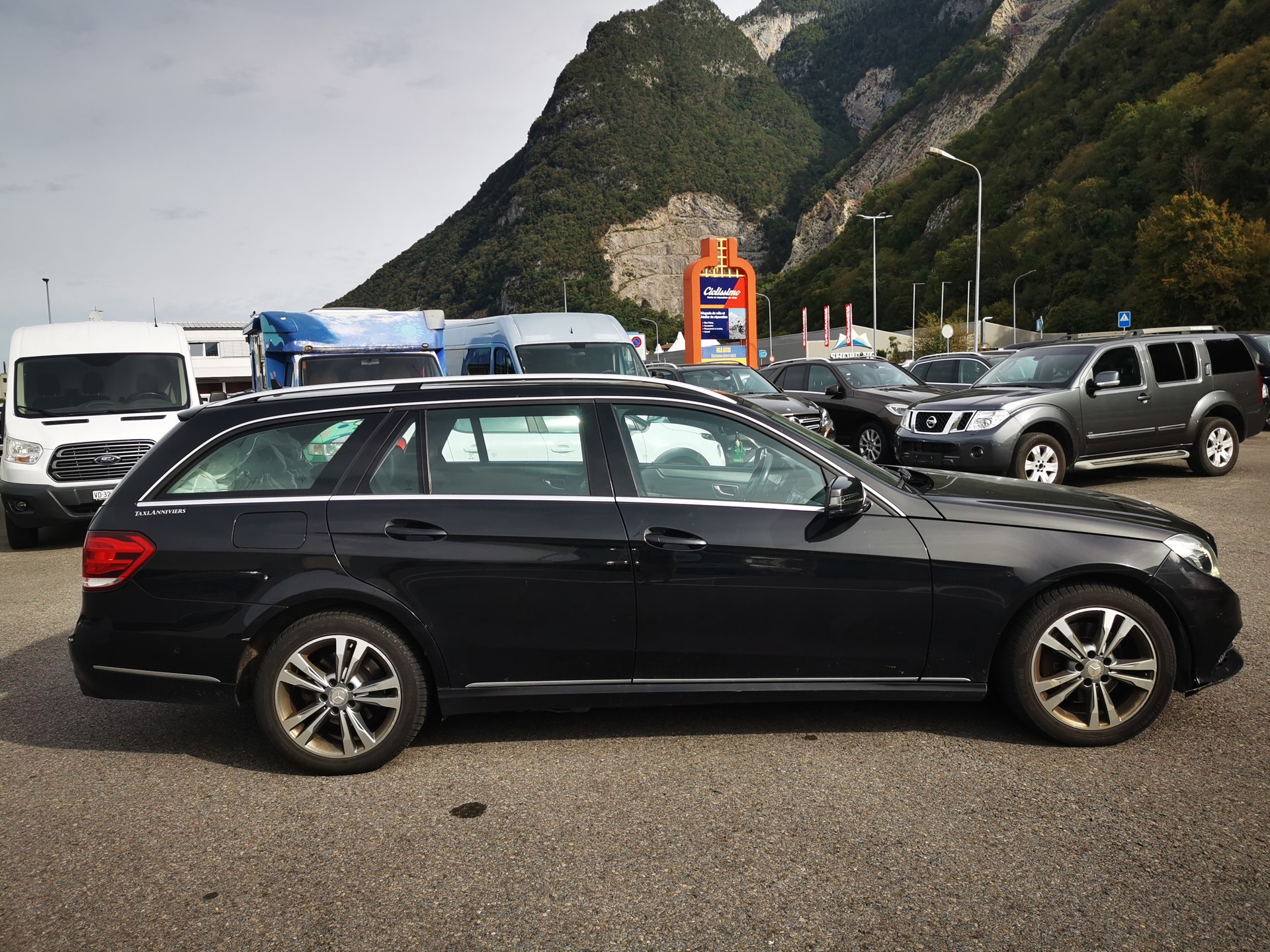 MERCEDES-BENZ E 250 BlueTEC 4Matic 7G-Tronic