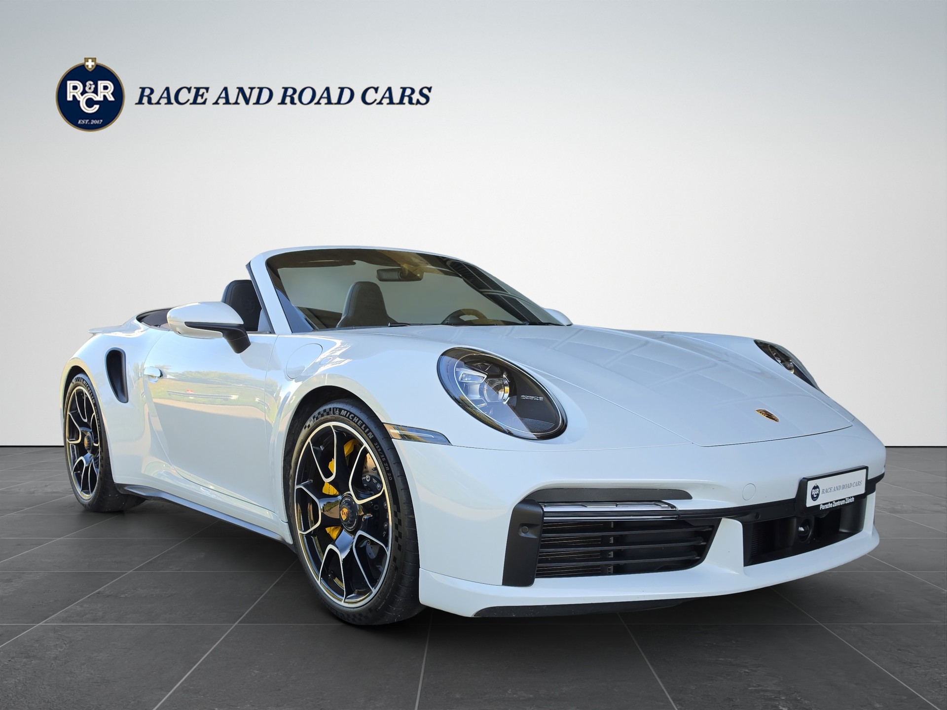 PORSCHE 911 Cabriolet 3.7 Turbo S PDK-showroom-element-2