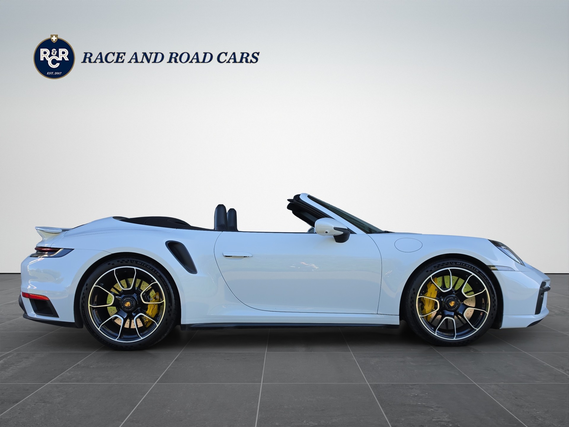 PORSCHE 911 Cabriolet 3.7 Turbo S PDK-showroom-element-3