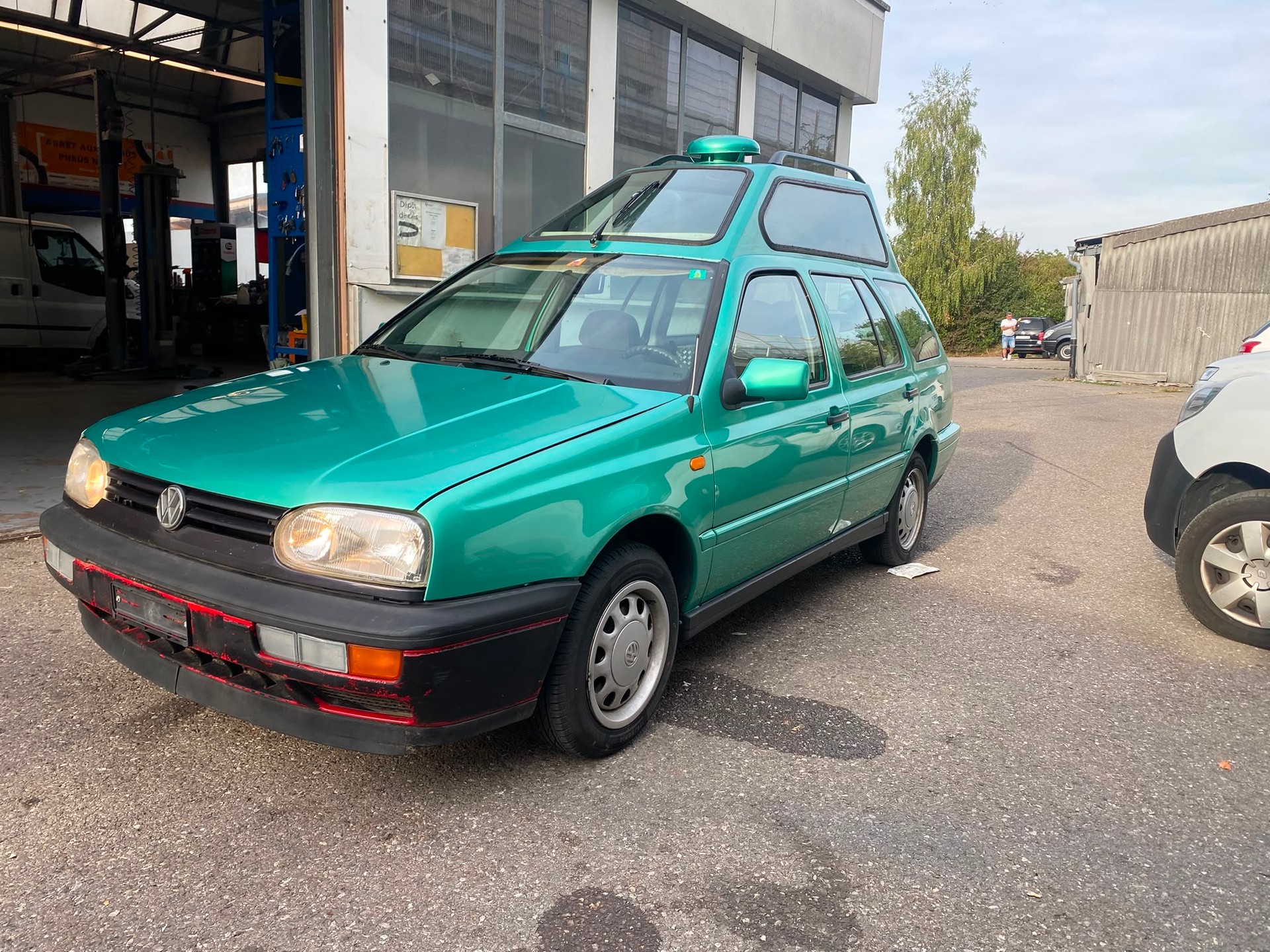 VW Golf 2000 automatique Transport chaise roulante