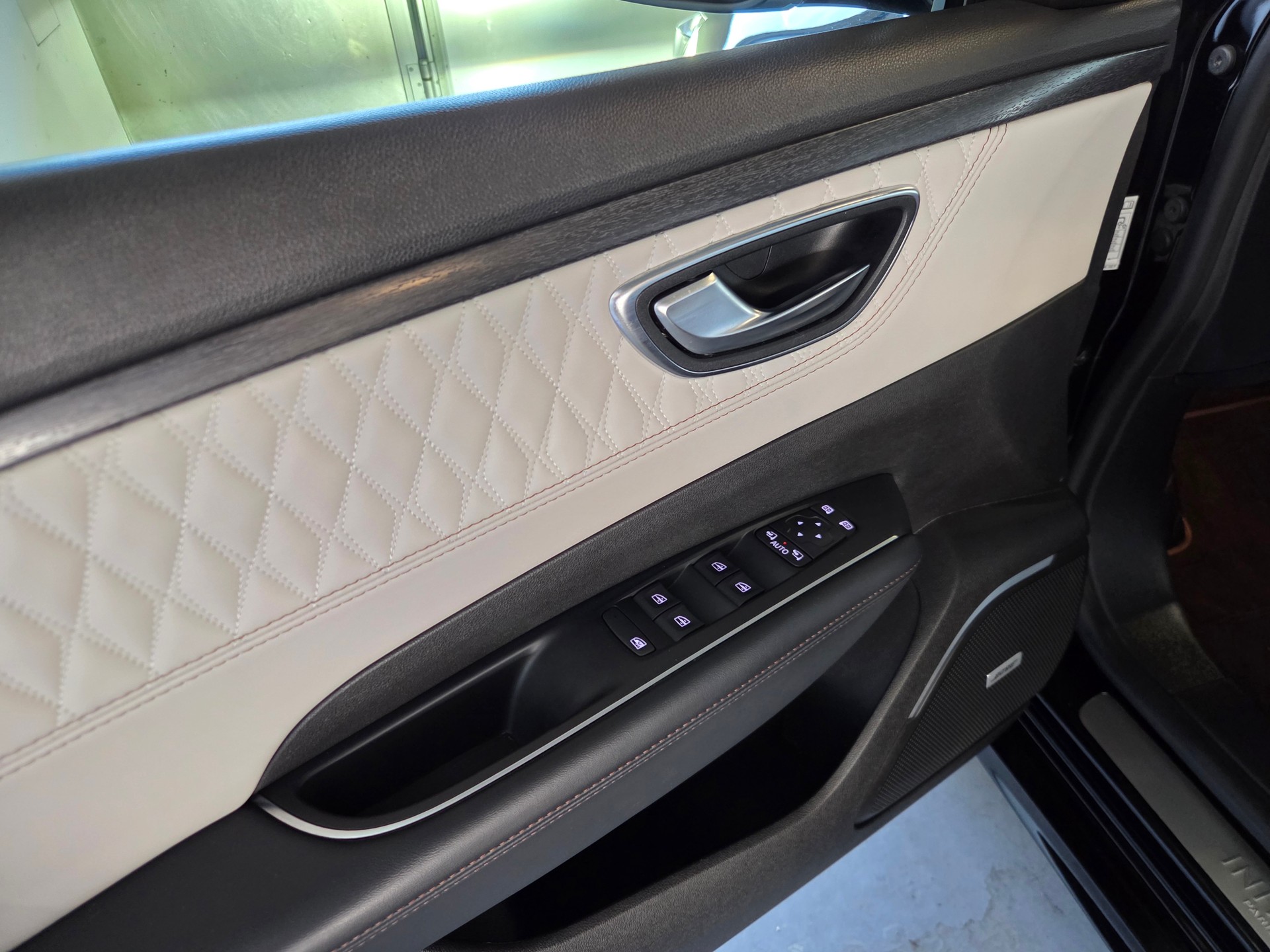 RENAULT Talisman Grandtour 1.8 TCe Initiale EDC-image-16
