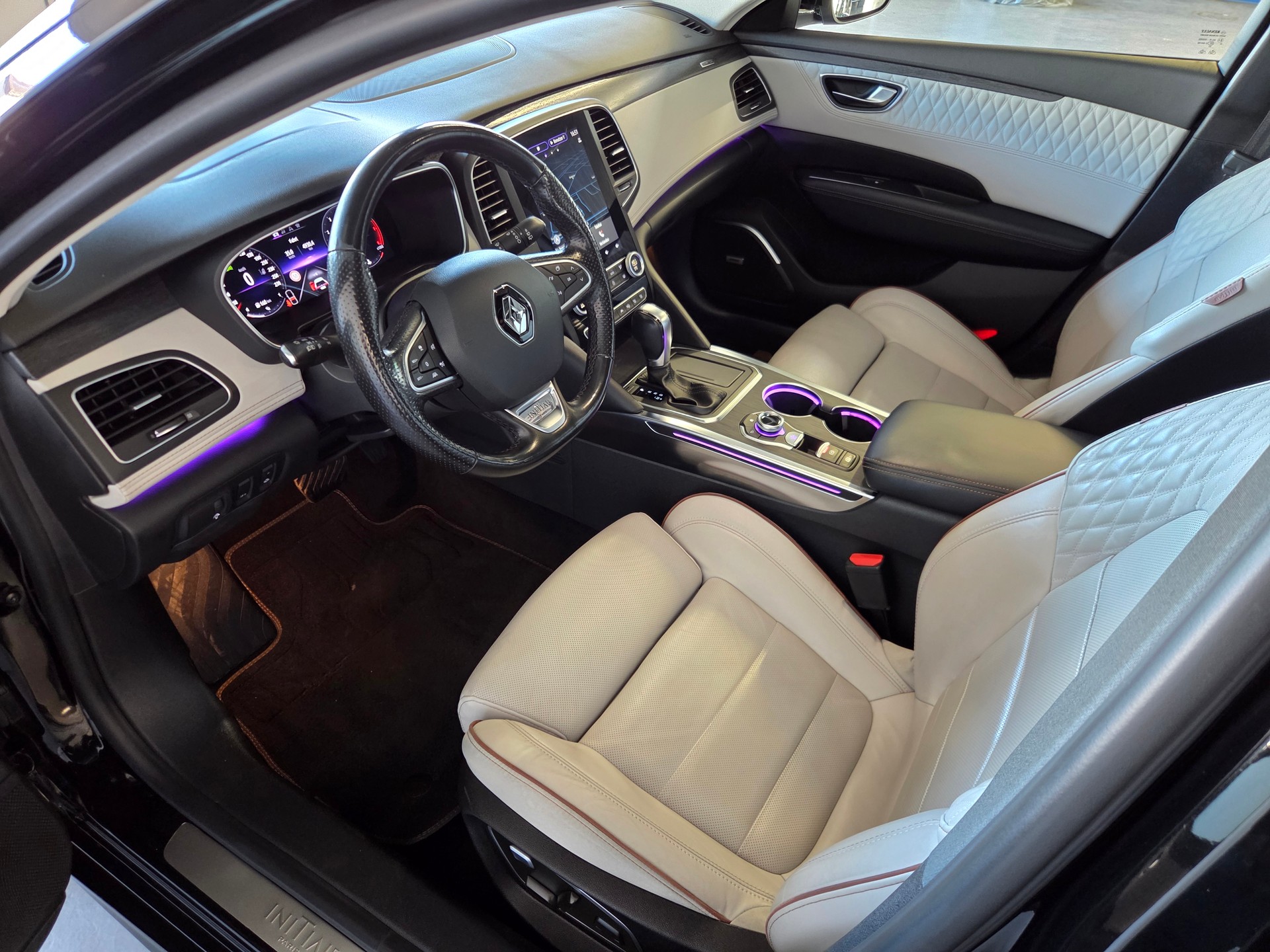 RENAULT Talisman Grandtour 1.8 TCe Initiale EDC-image-5