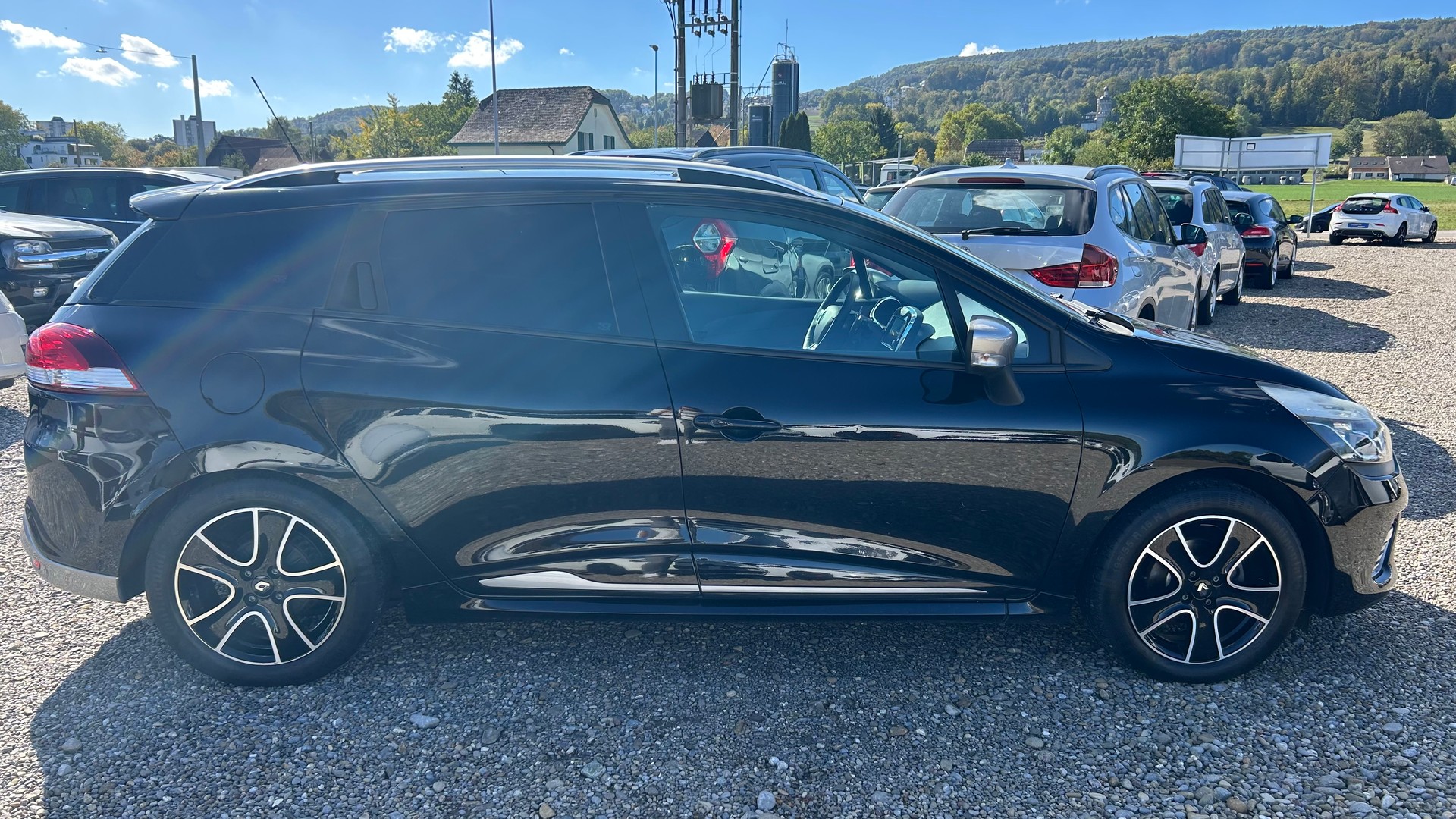 RENAULT Clio Grandtour 1.2 16V T GT EDC-showroom-element-1