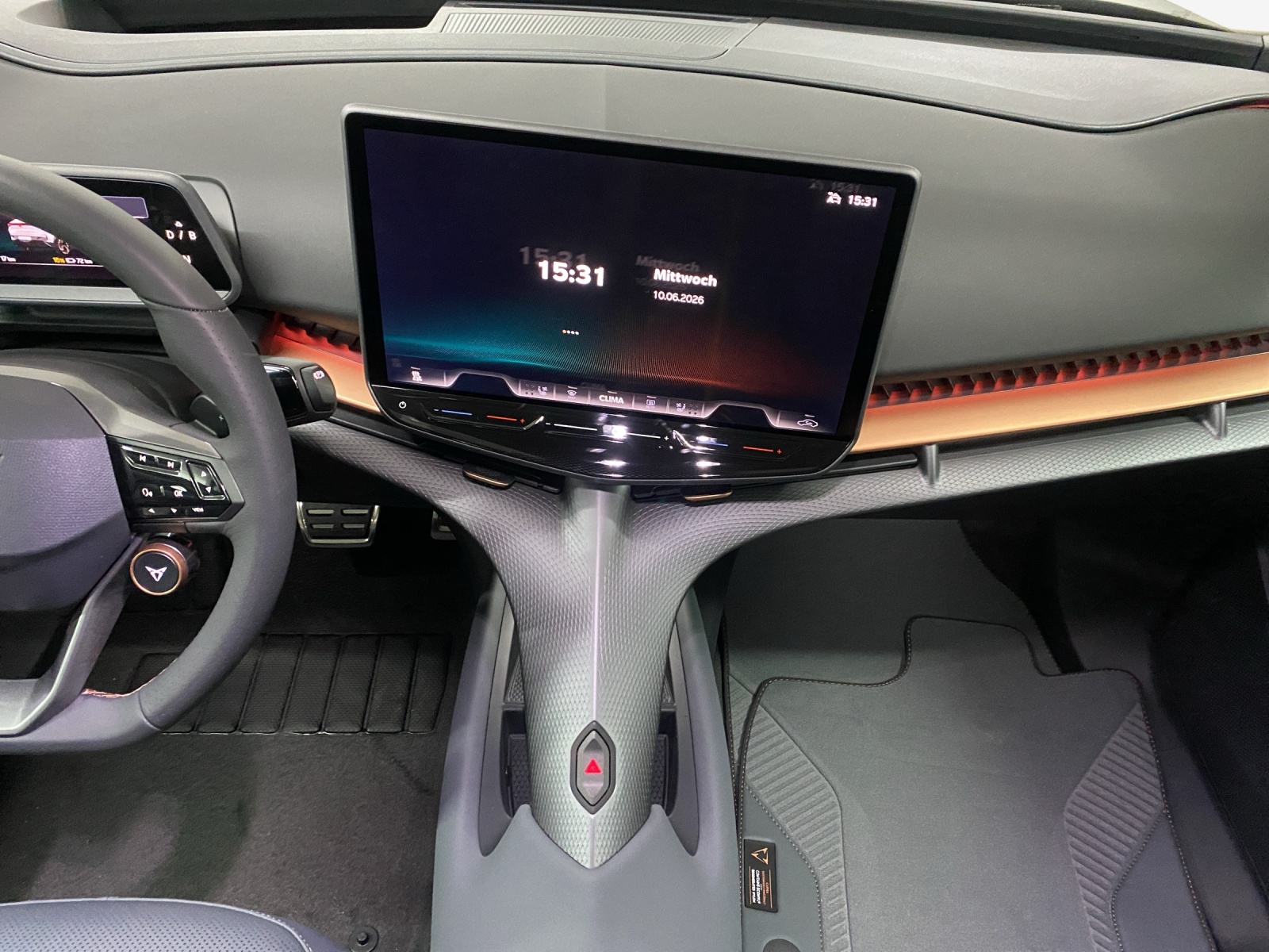 CUPRA Tavascan 77 kWh Edge 4D-image-10