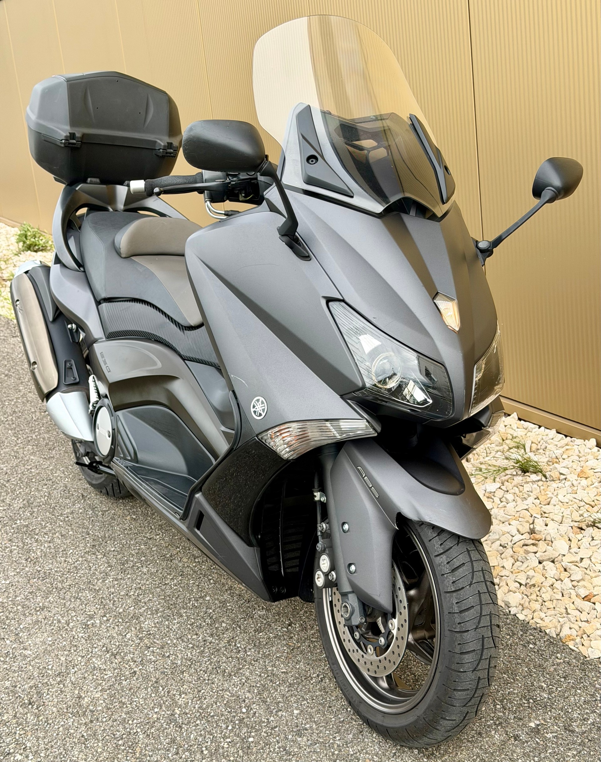 YAMAHA T-MAX XP 530 ABS-image-0