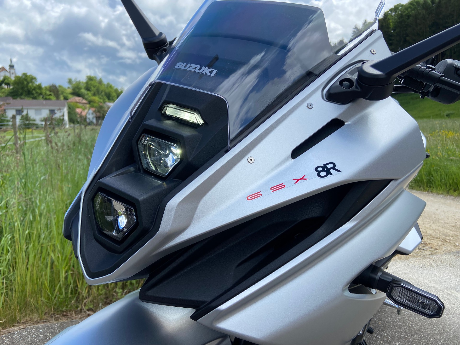 SUZUKI GSX-R 8-image-5