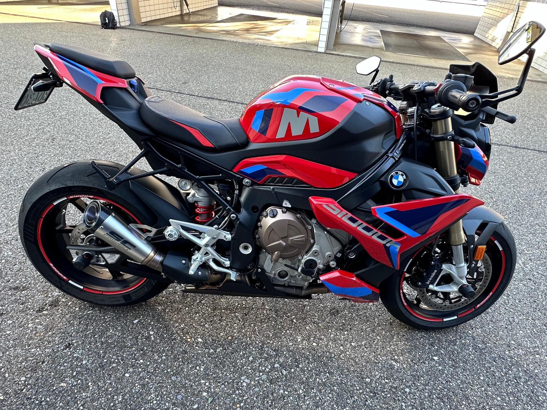 BMW S 1000 R-image-1