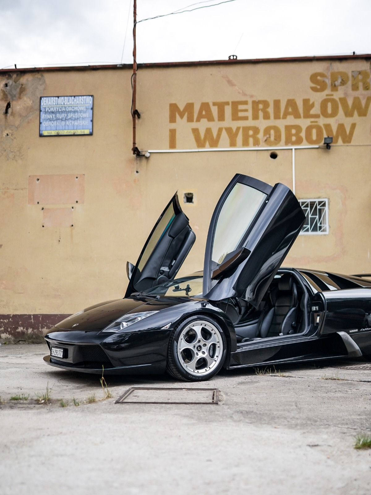LAMBORGHINI Murciélago 6.2 Coupé-image-6