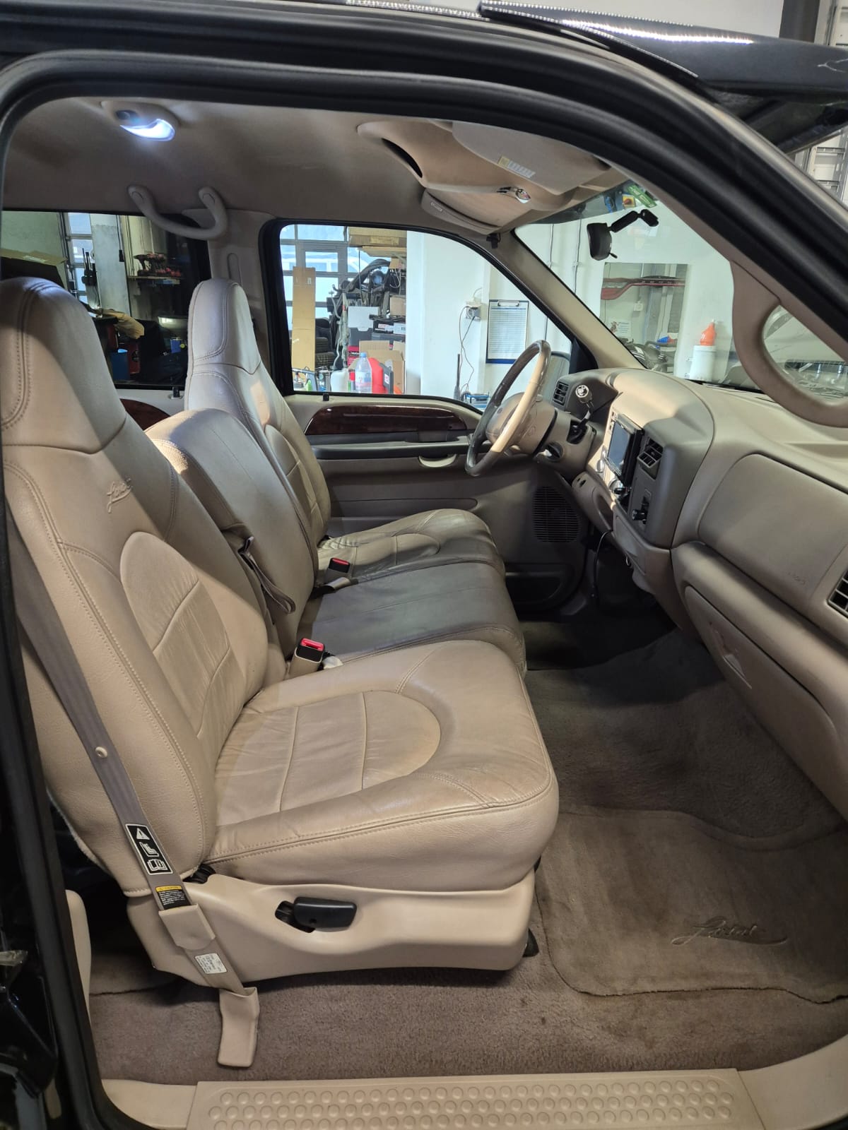 FORD F250-image-13