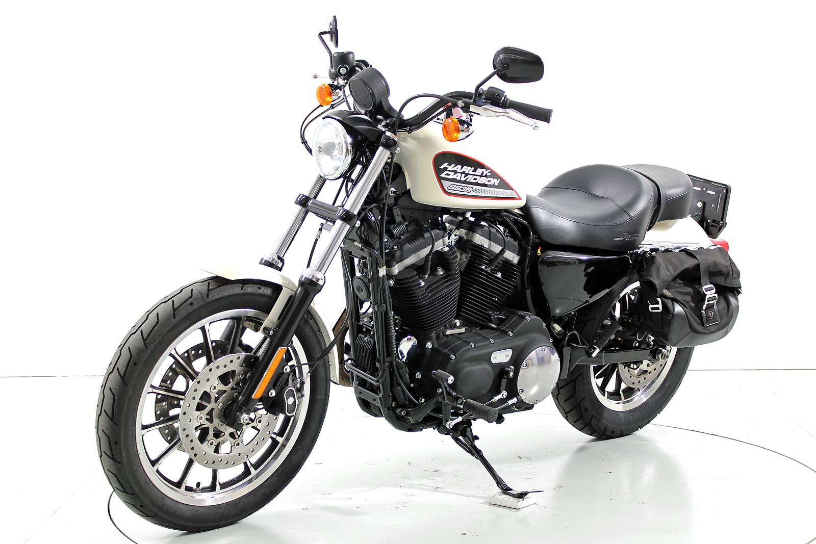 HARLEY-DAVIDSON XL 883 R-image-2