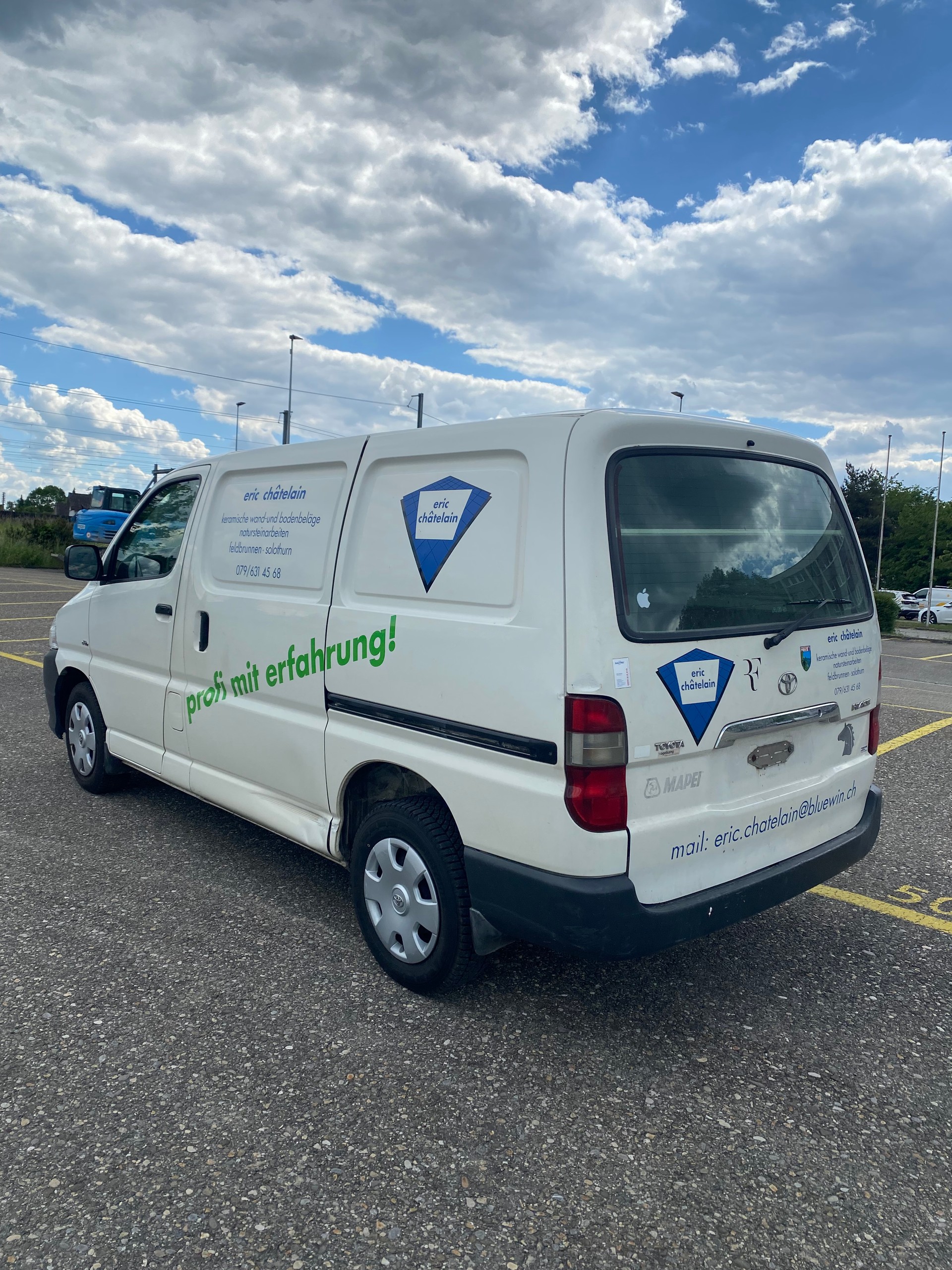 TOYOTA Hiace D-4D Van SWB-image-7