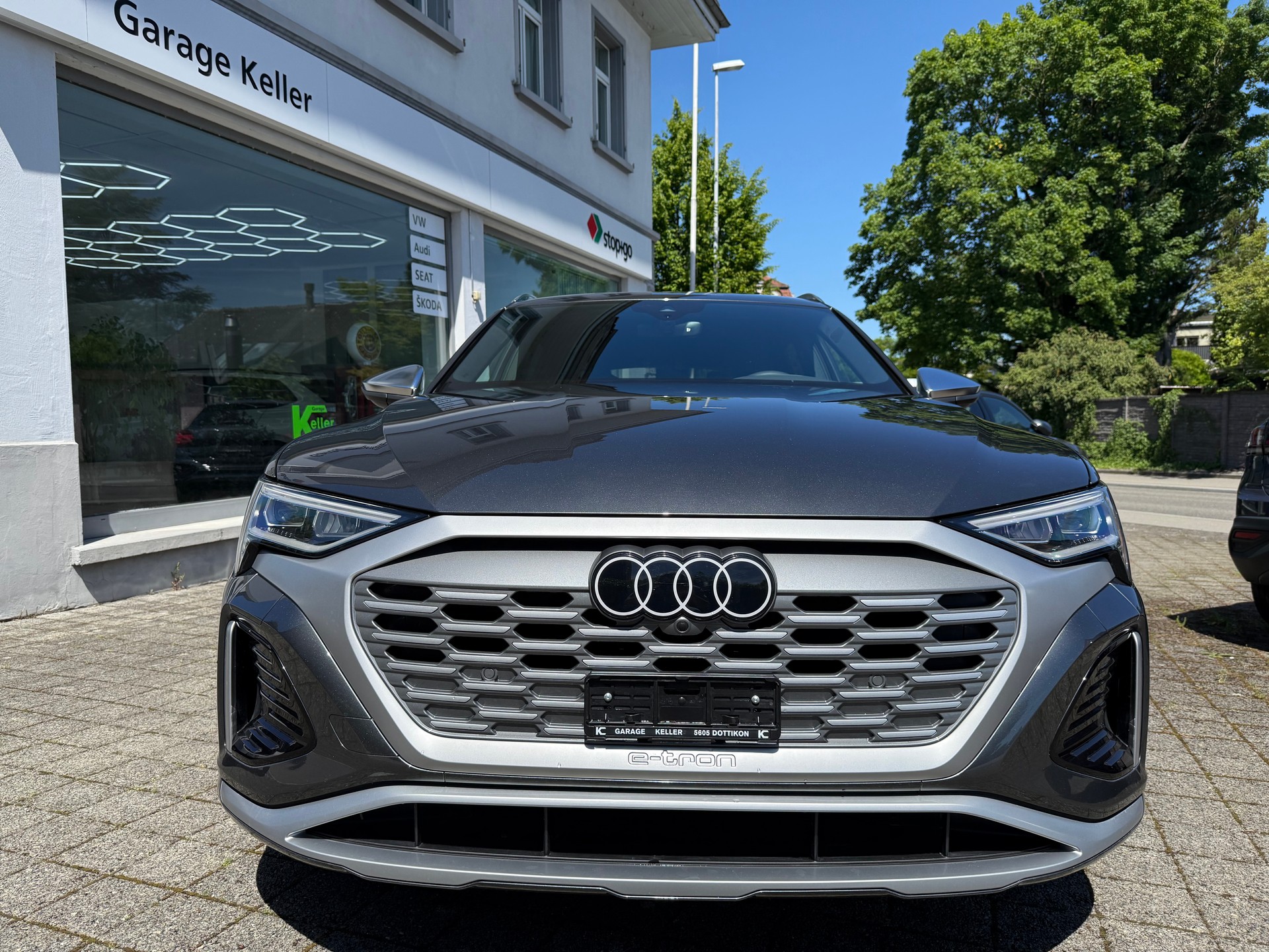 AUDI SQ8 e-tron quattro-image-14