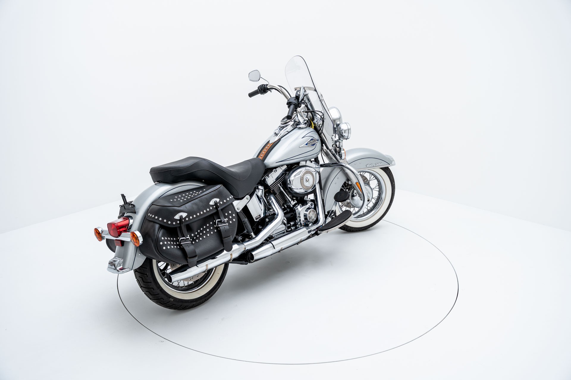 HARLEY-DAVIDSON FLSTCI Softail Classic-image-3