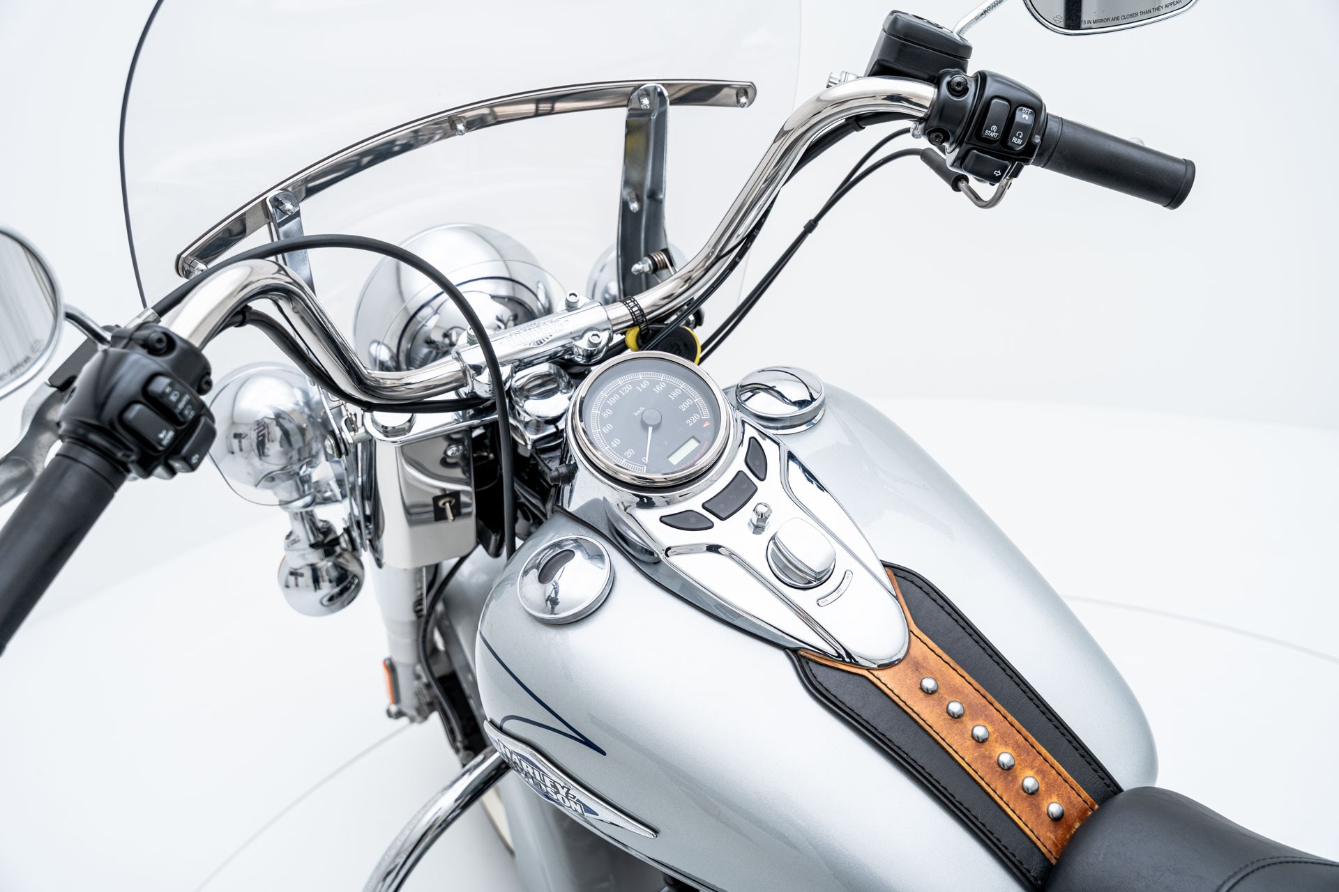 HARLEY-DAVIDSON FLSTCI Softail Classic-image-7