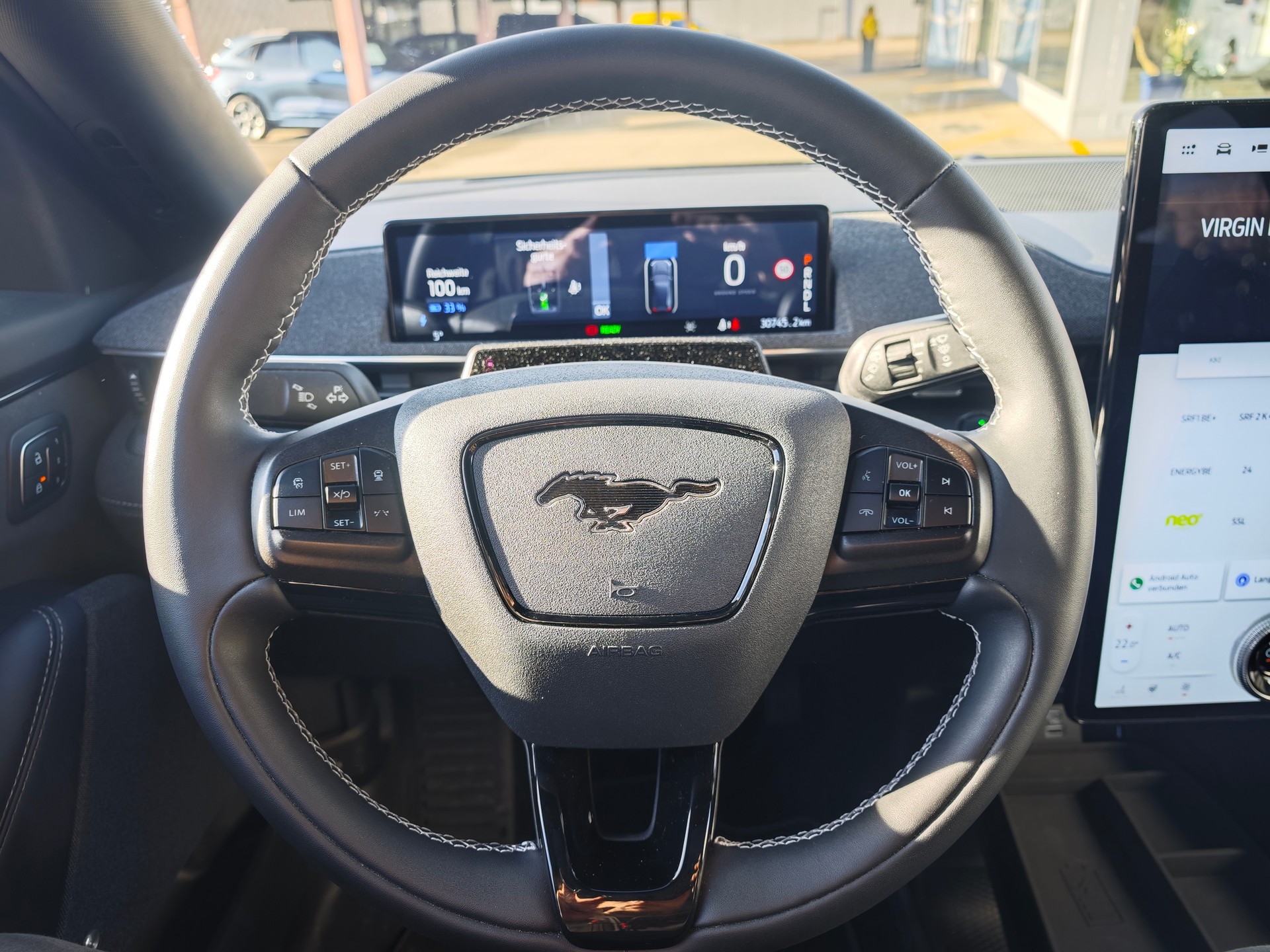 FORD Mustang MACH-E GT AWD 91 kWh-image-10
