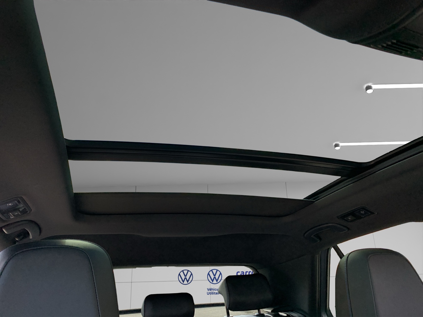 VW T-Roc 2.0 TSI R DSG 4M-image-14