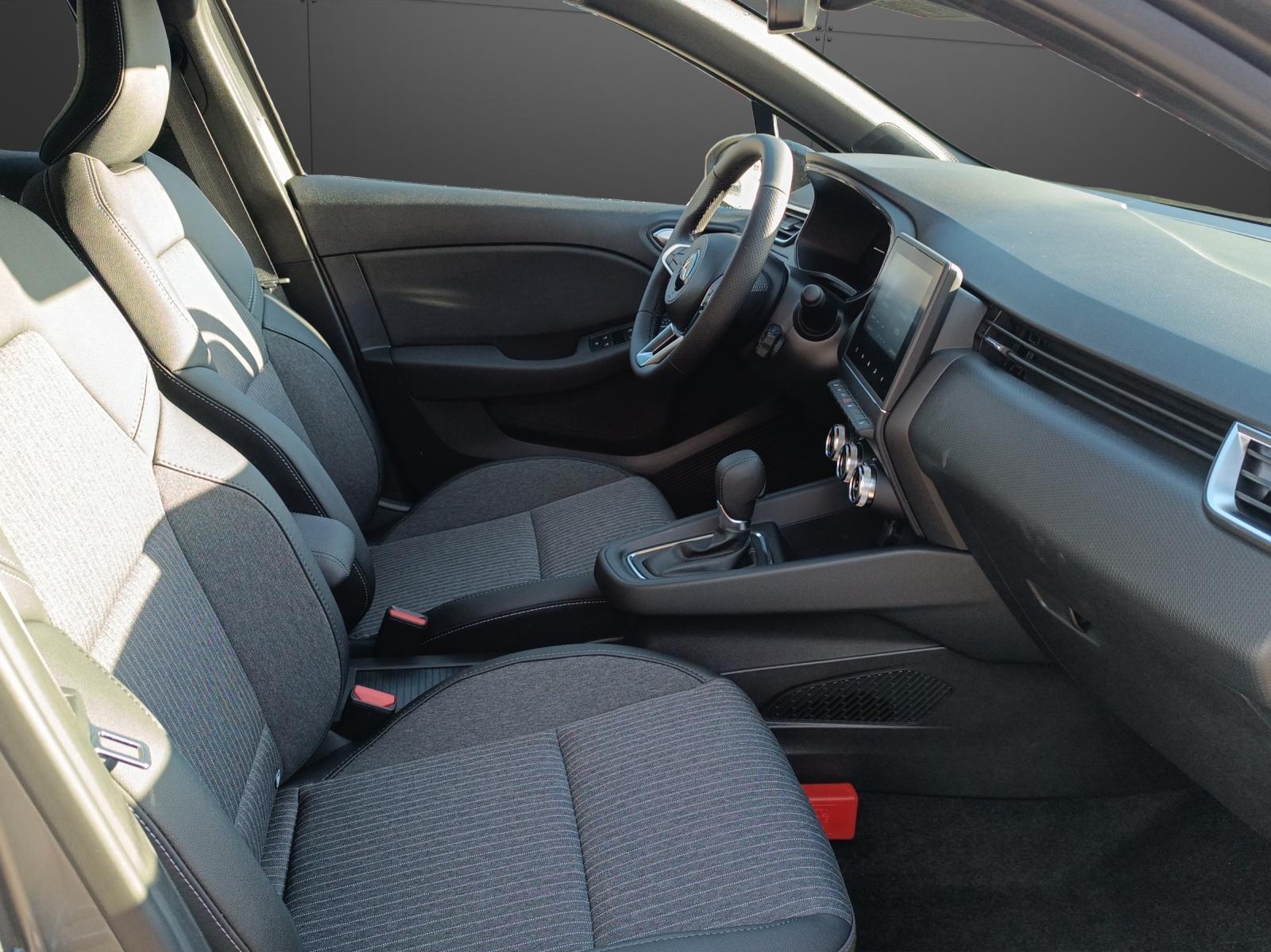 MITSUBISHI Colt 1.6 HEV Intense-image-13