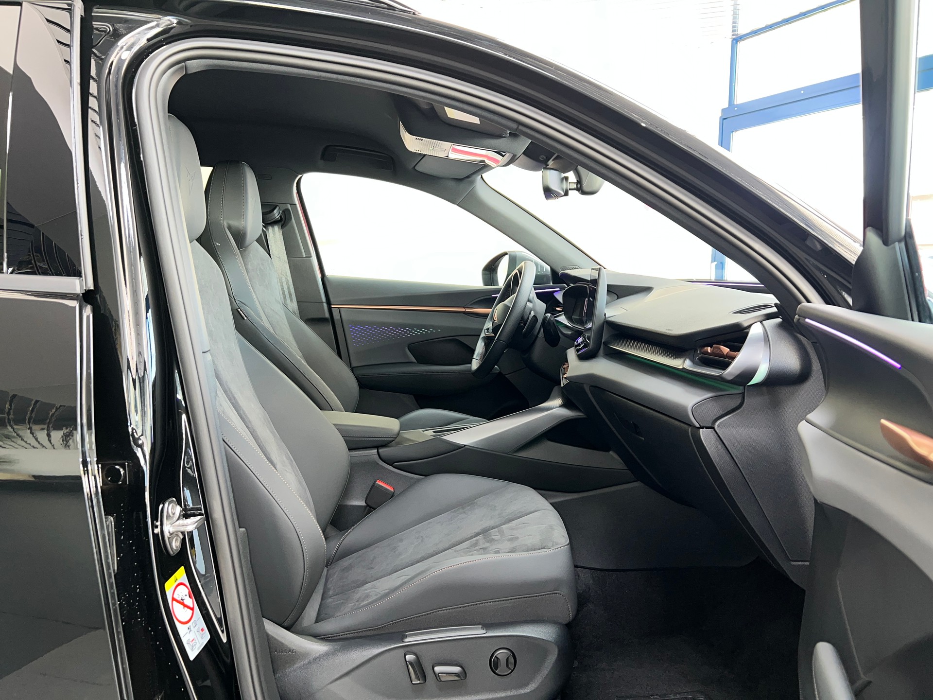 CUPRA Terramar 1.5 eTSI DSG / 5 Jahre Garantie / 4.3% Leasing-image-7