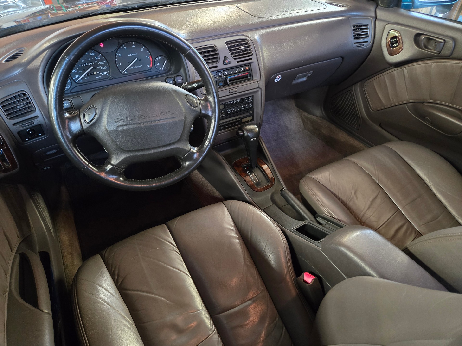 SUBARU Legacy 2.2 Executive A - USA-image-12
