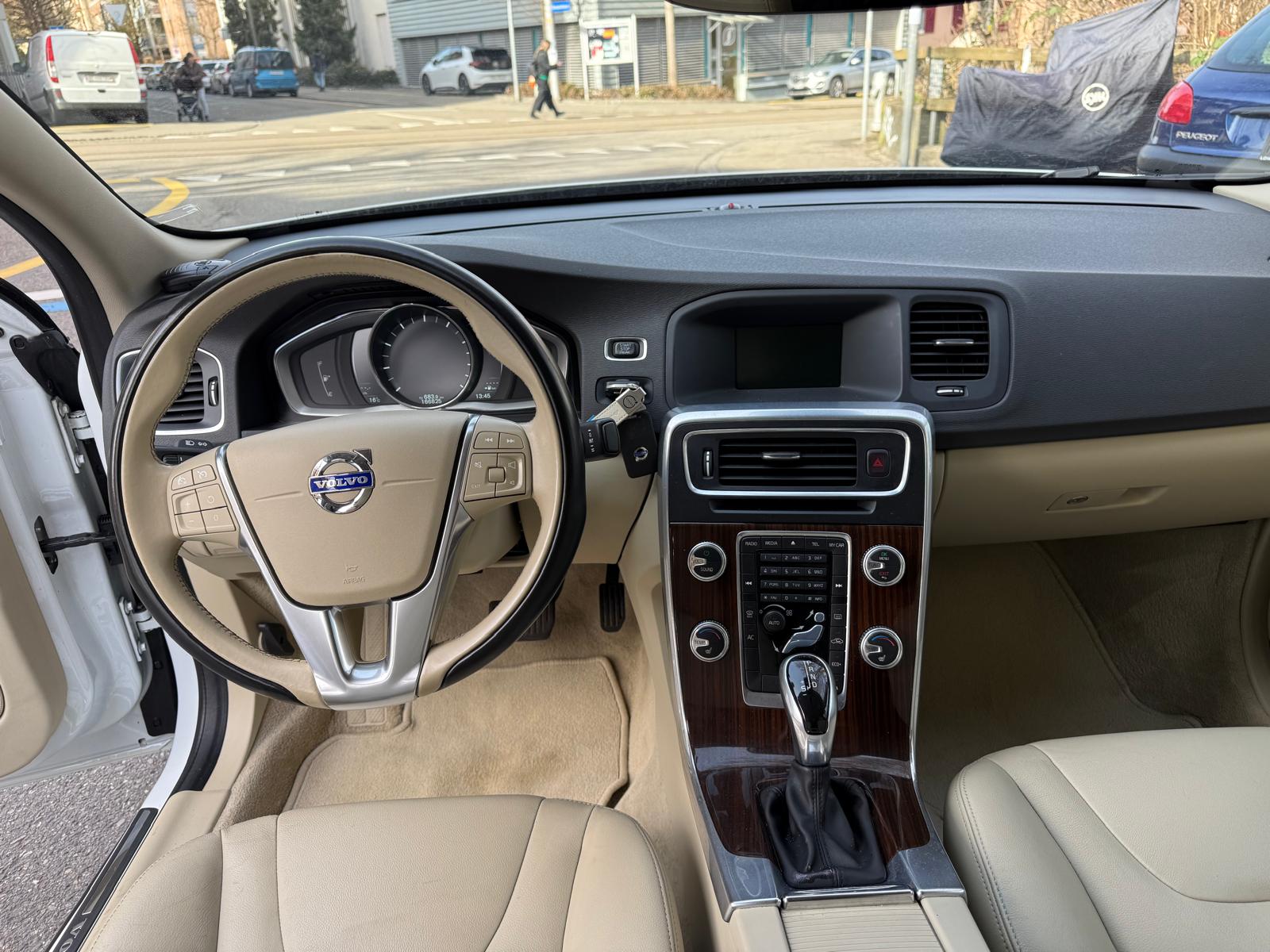 VOLVO S60 T6 Summum Geartronic-image-6
