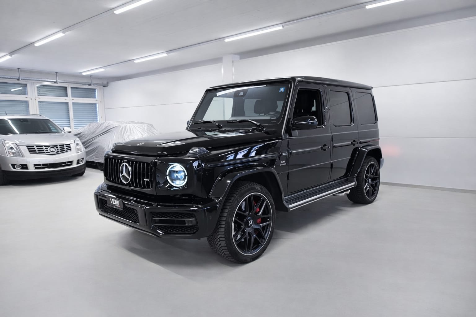 MERCEDES-BENZ G 63 AMG *CH-Fahrzeug* *Top Ausstattung*-showroom-element-2