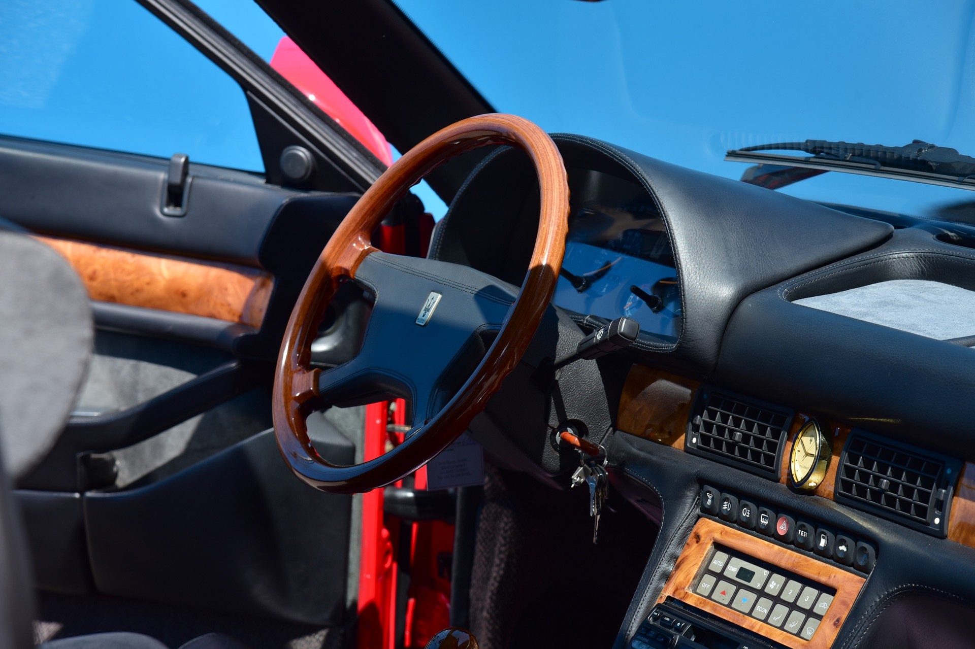 MASERATI KARIF-image-3