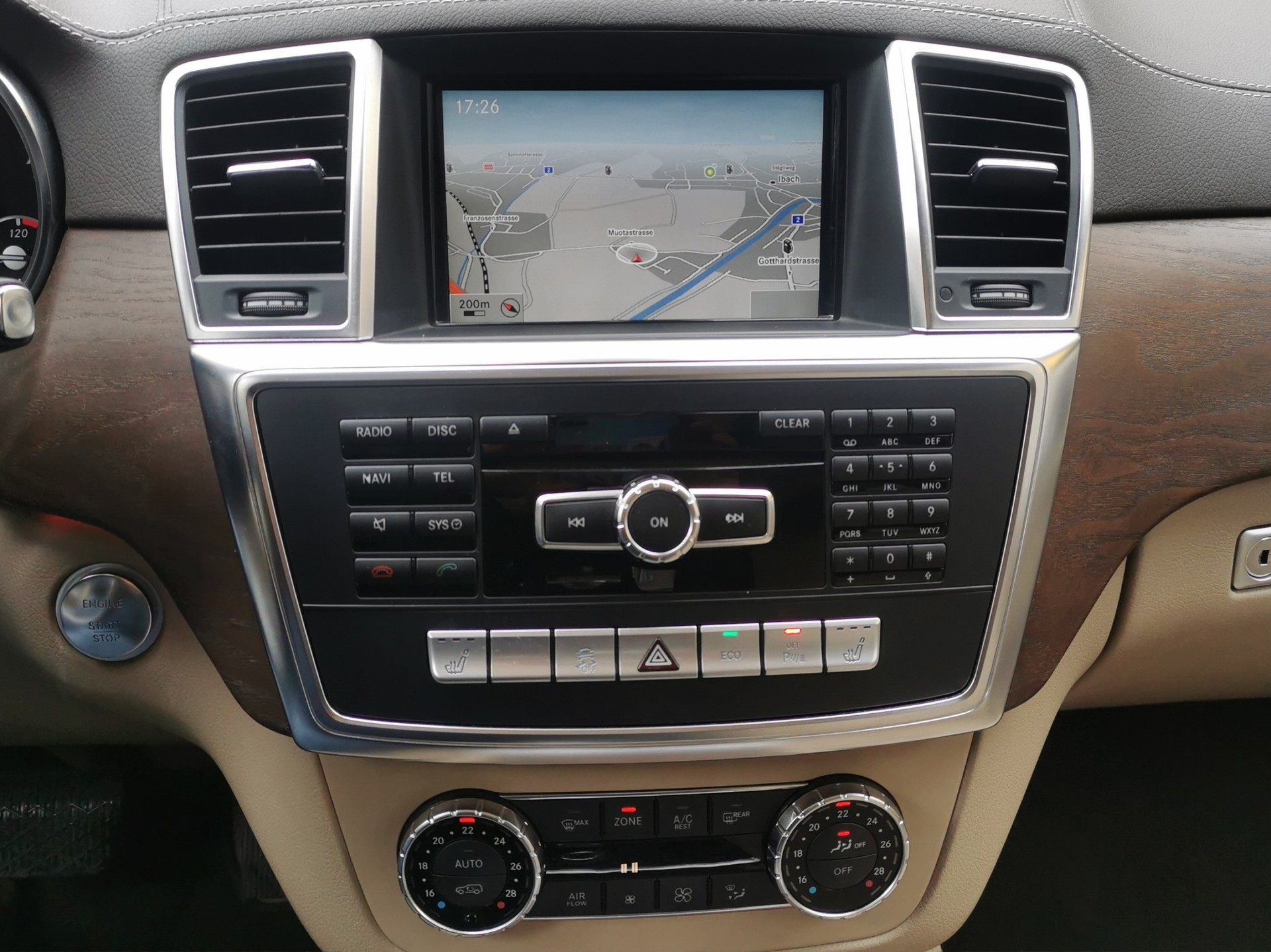 MERCEDES-BENZ GL 500 4Matic 7G-Tronic-image-17