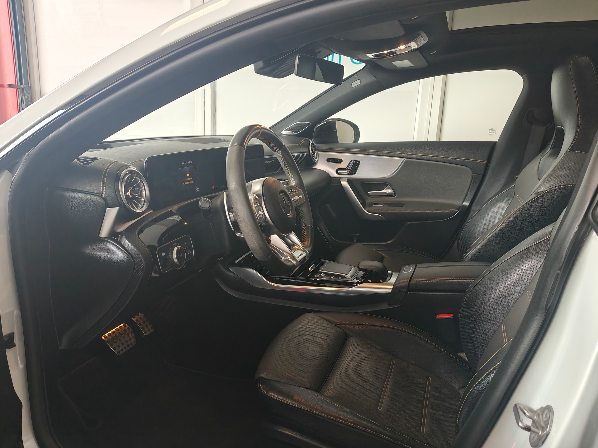 MERCEDES-BENZ CLA Shooting Brake 45 S AMG 4Matic+ 8G-DCT-image-11