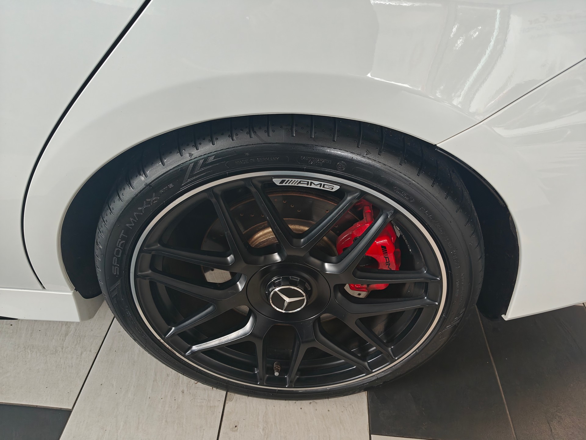 MERCEDES-BENZ CLA Shooting Brake 45 S AMG 4Matic+ 8G-DCT-image-8