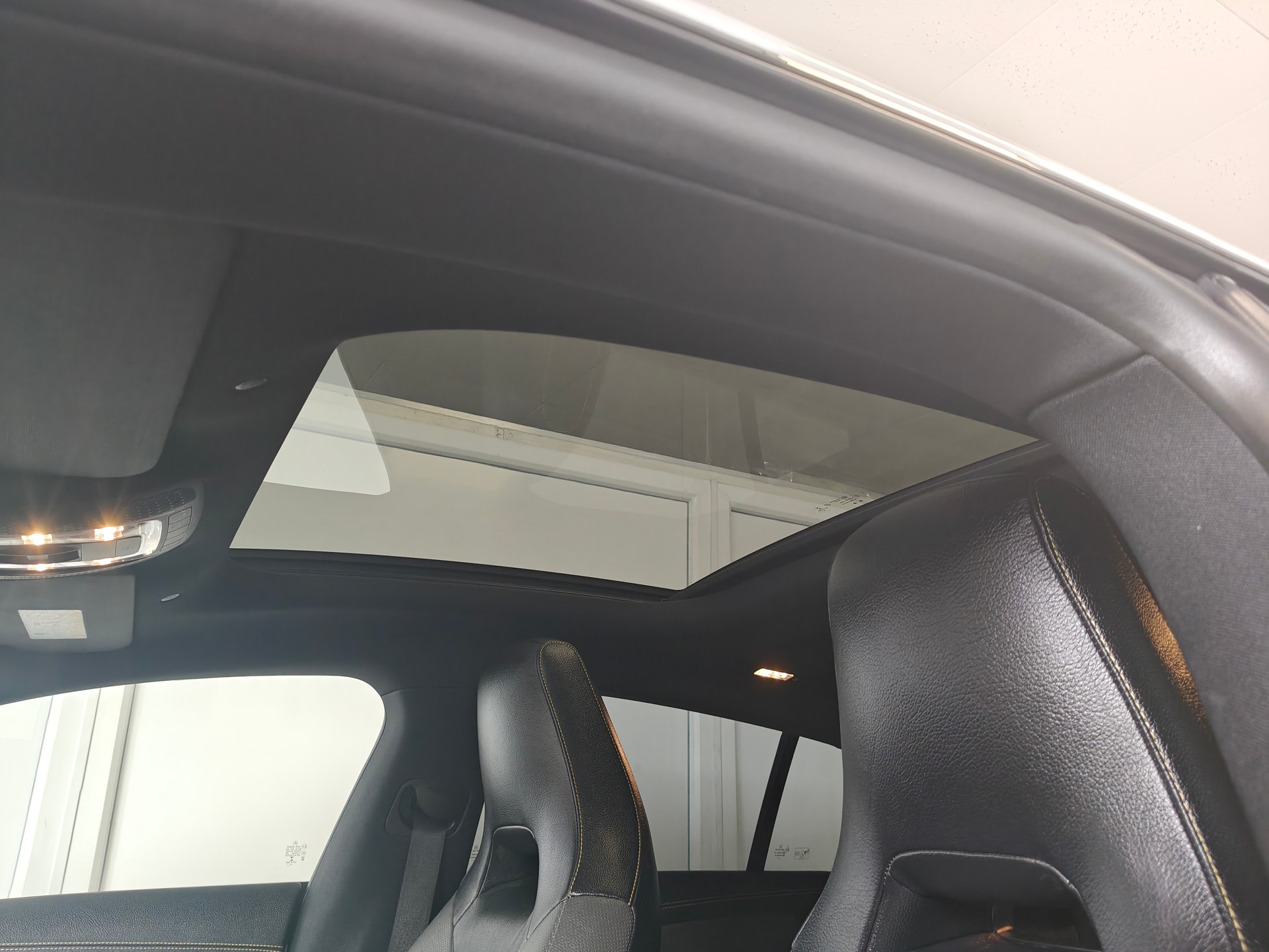 MERCEDES-BENZ CLA Shooting Brake 45 S AMG 4Matic+ 8G-DCT-image-12
