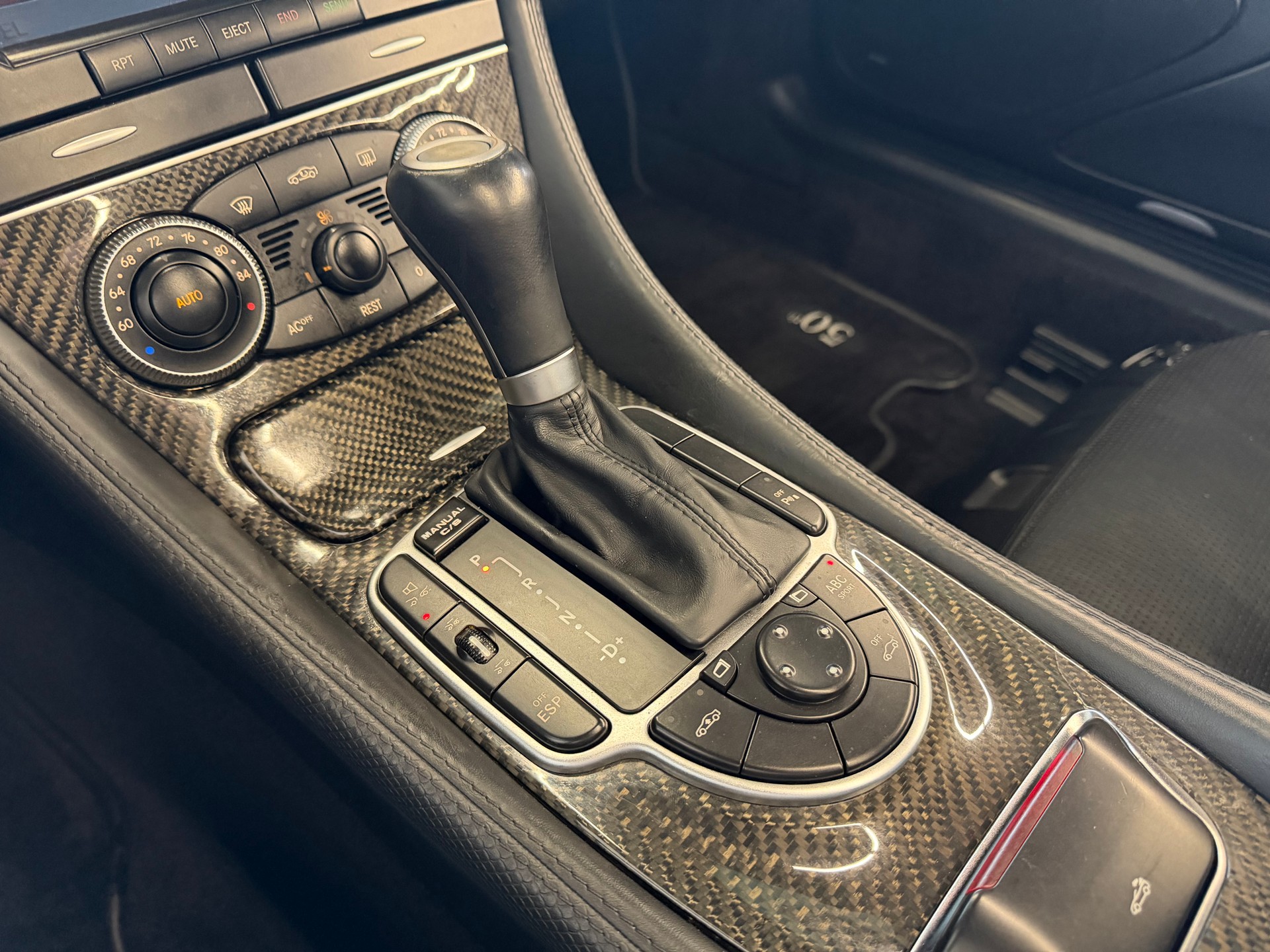 MERCEDES-BENZ SL 65 AMG V12 612 PS Automatic-image-16