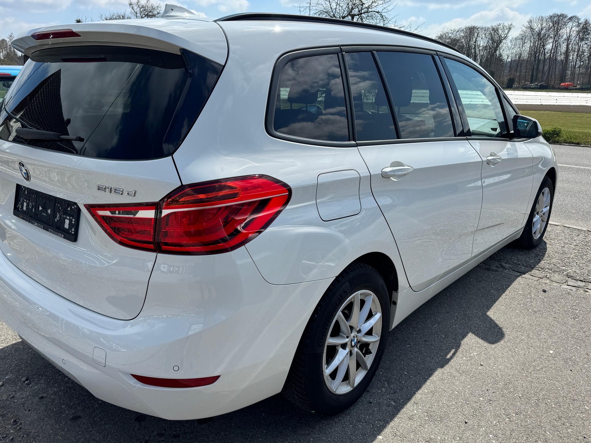 BMW 216d Gran Tourer-image-5