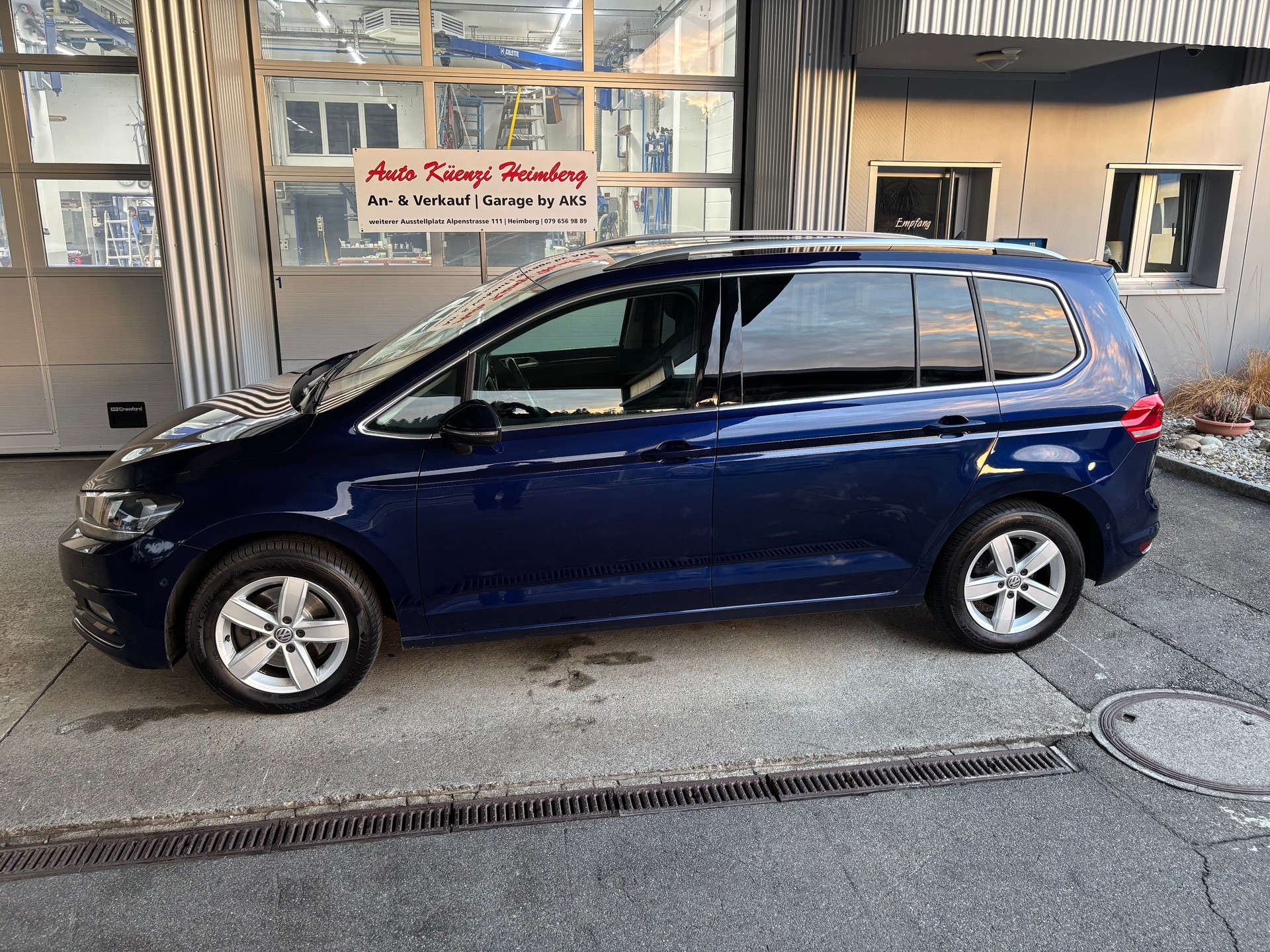 VW Touran 1.4 TSI BlueMotion Highline DSG 7.Sitze-showroom-element-3