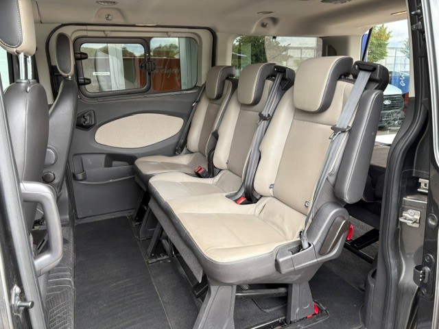 FORD Tourneo Custom 310 L1H1 Titanium-image-8