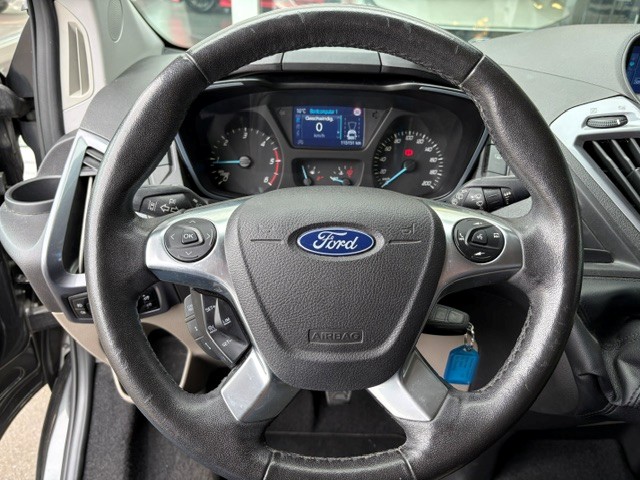 FORD Tourneo Custom 310 L1H1 Titanium-image-15