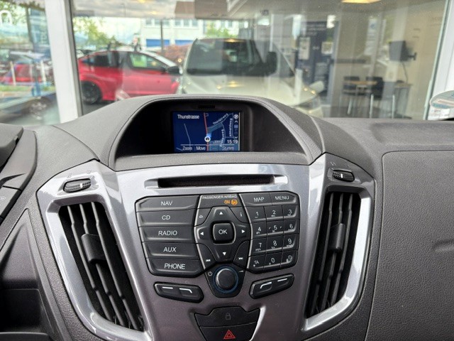 FORD Tourneo Custom 310 L1H1 Titanium-image-20