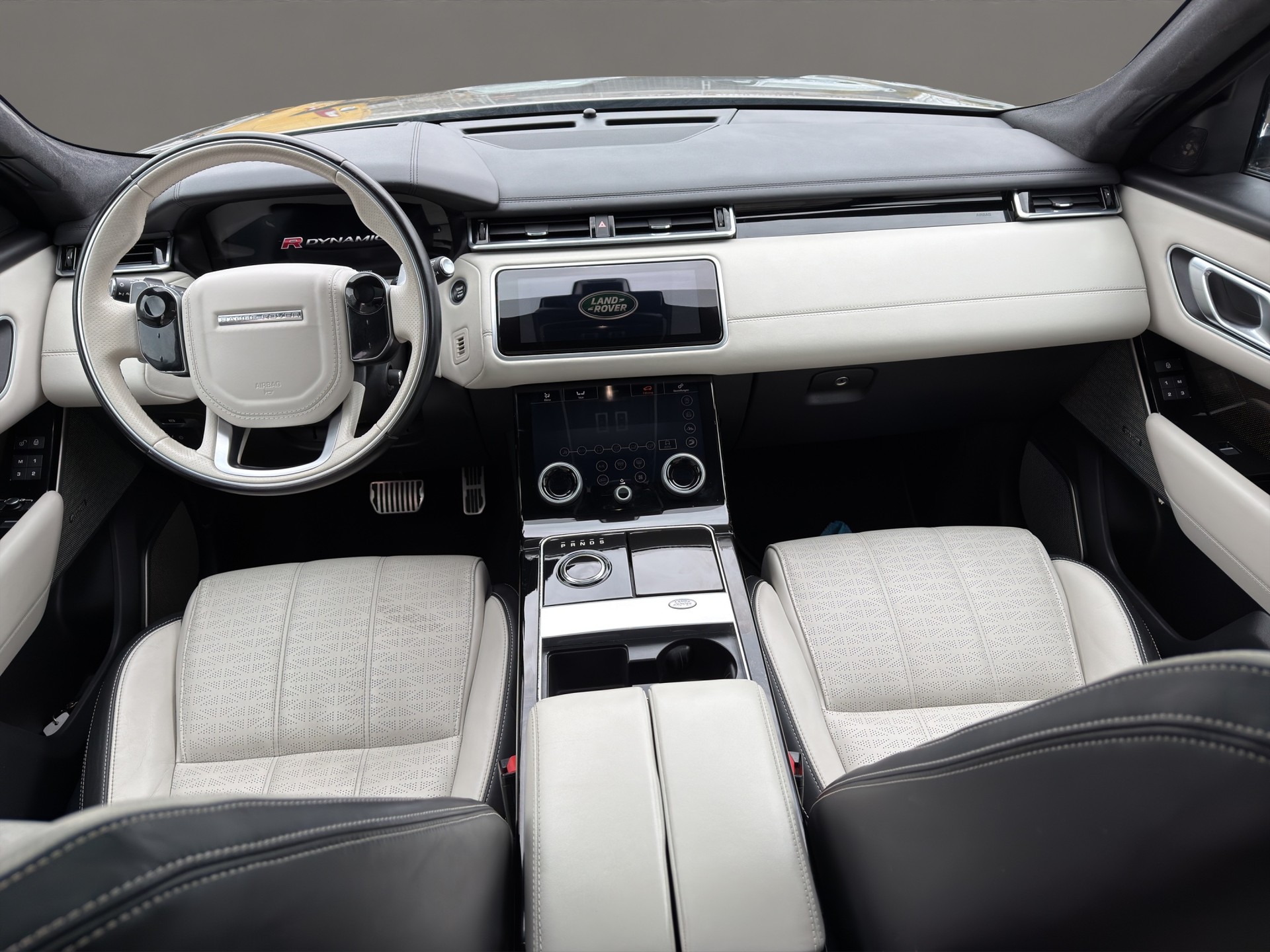 LAND ROVER Range Rover Velar R-Dynamic P 380 PS Automatic First Edition-image-11