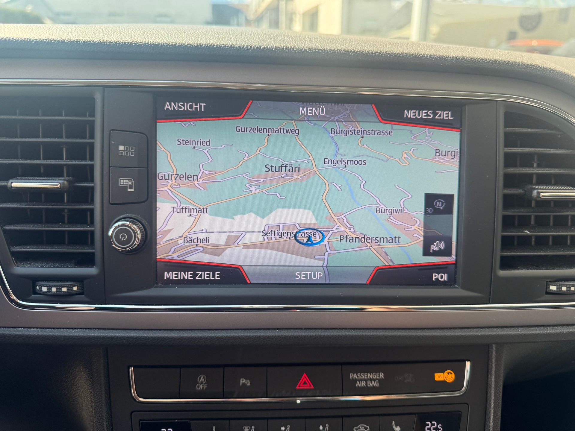SEAT Leon 1.5 TSI EVO SWISS FR DSG-image-8