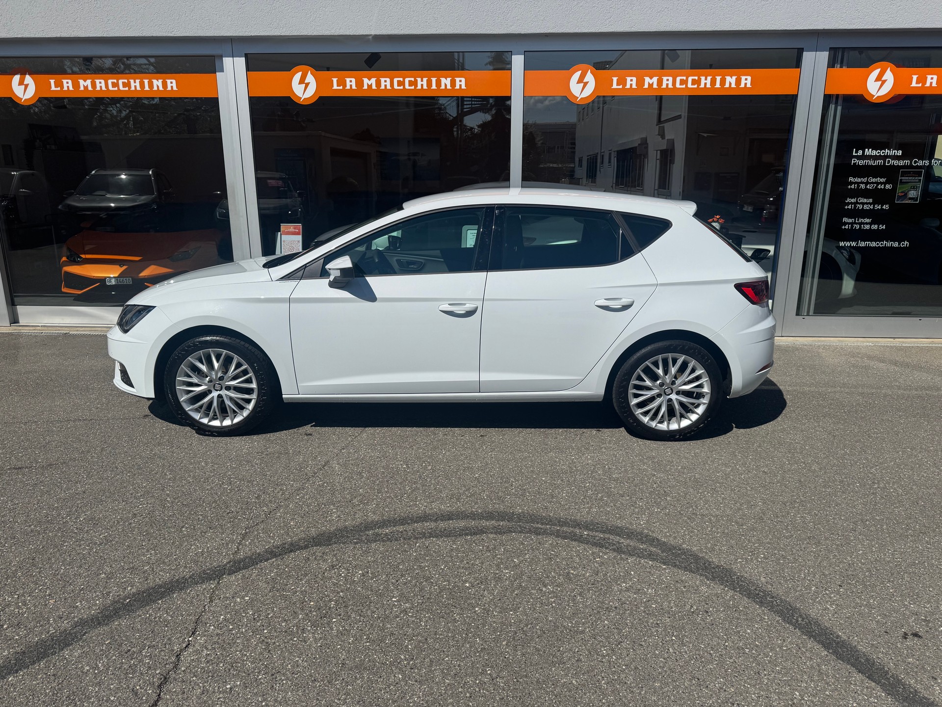 SEAT Leon 1.5 TSI EVO SWISS FR DSG-showroom-element-1