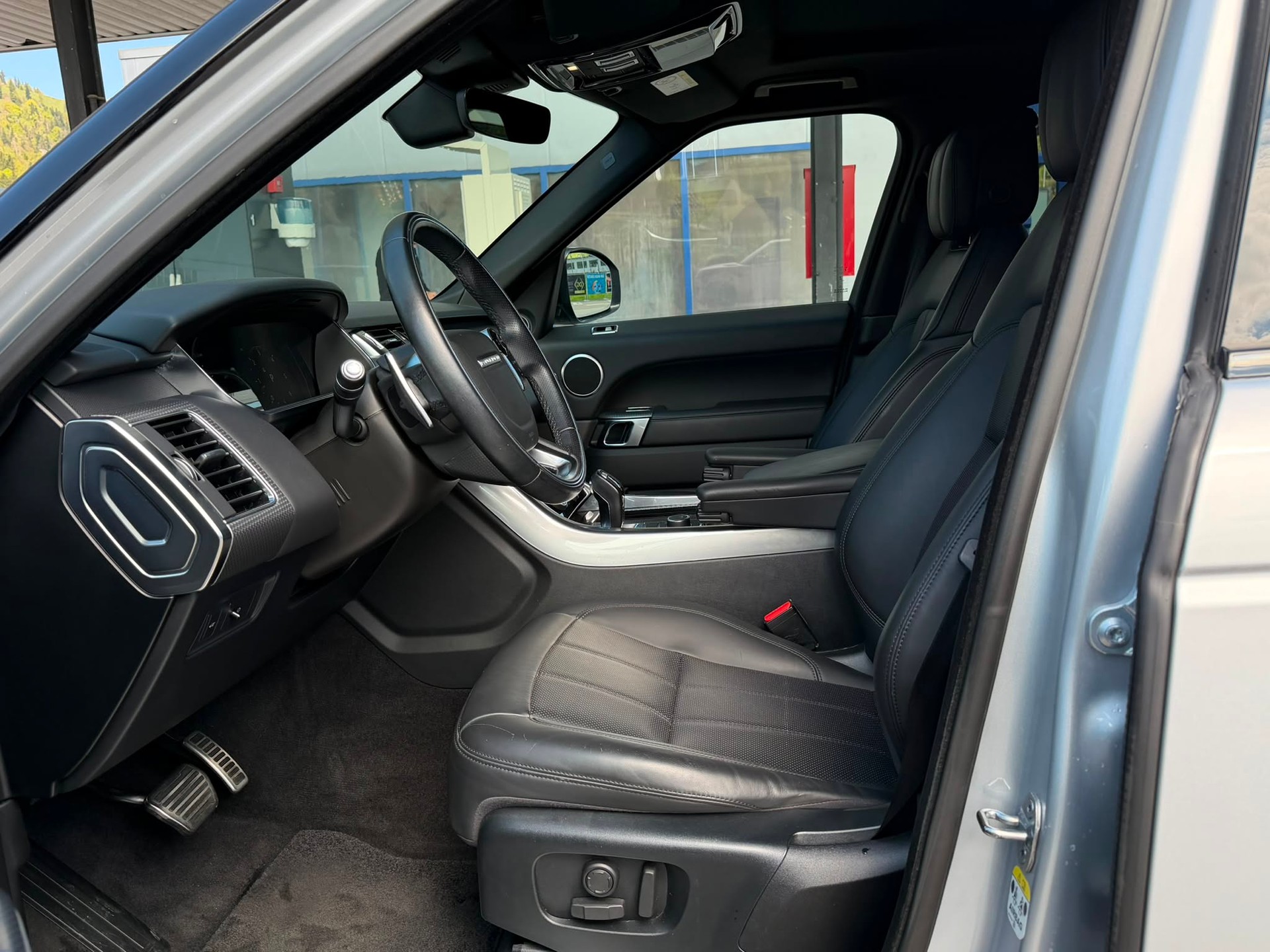 LAND ROVER Range Rover Sport 3.0 SDV6 HSE Dynamic Au *CH-Fahrzeug**Panoramadach**Top Zustand**Top Ausstattung*tomatic-image-7