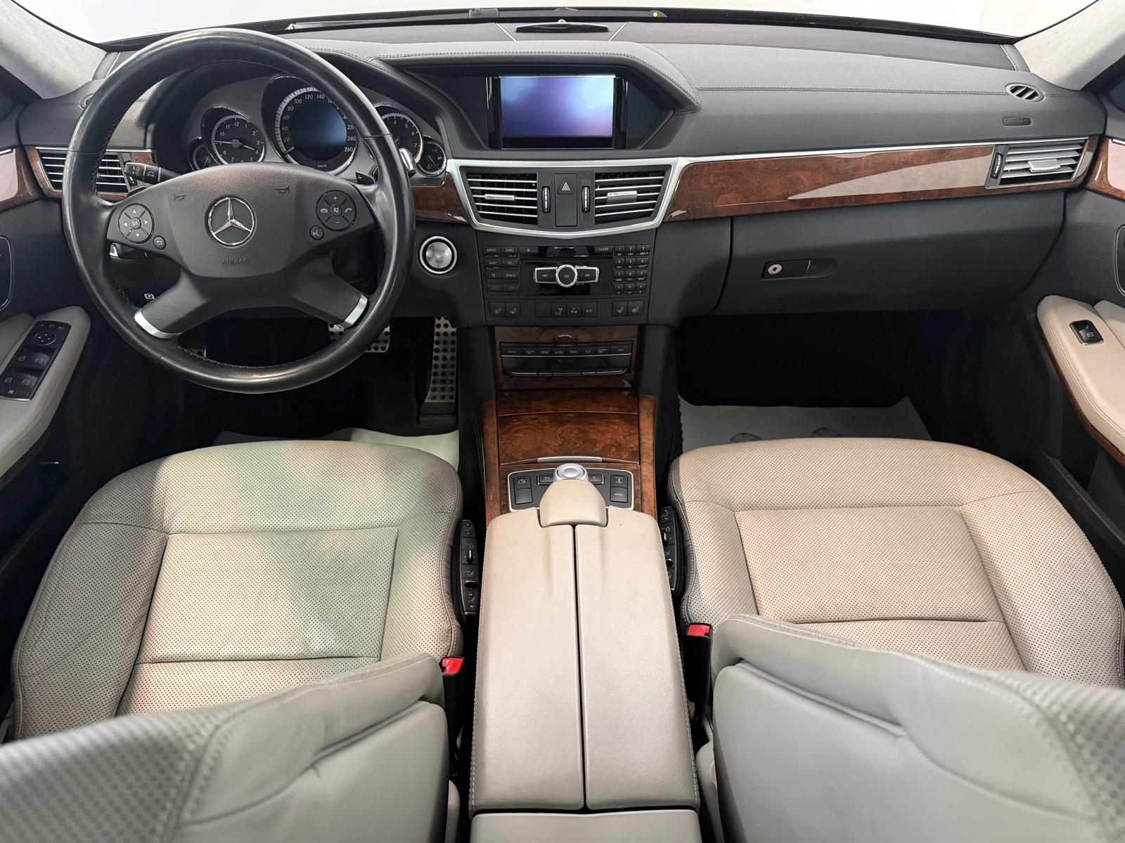 MERCEDES-BENZ E 500 CGI Avantgarde 4Matic 7G-Tronic AMG Line-image-11