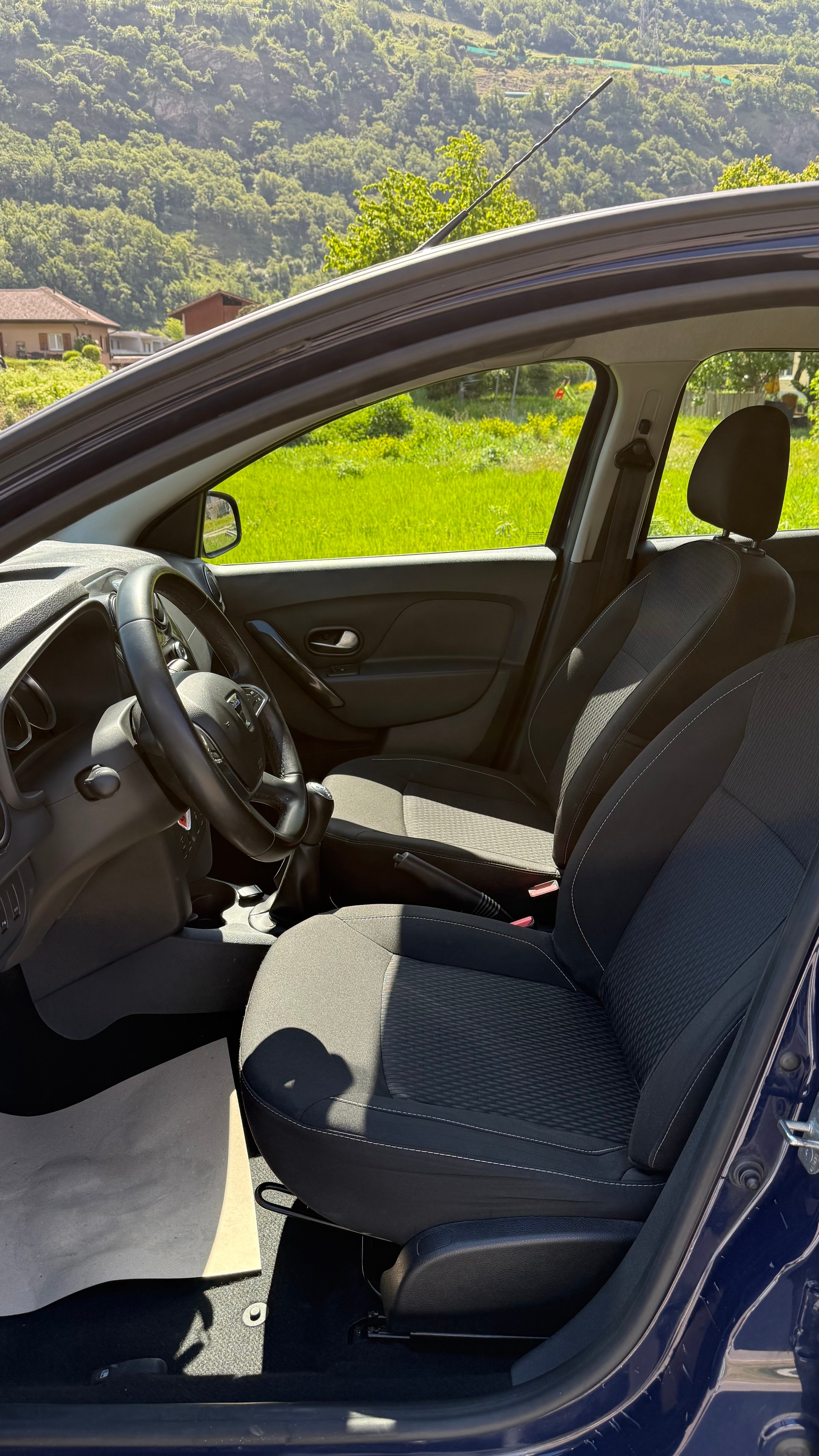 DACIA Sandero TCe 90 Comfort-image-7