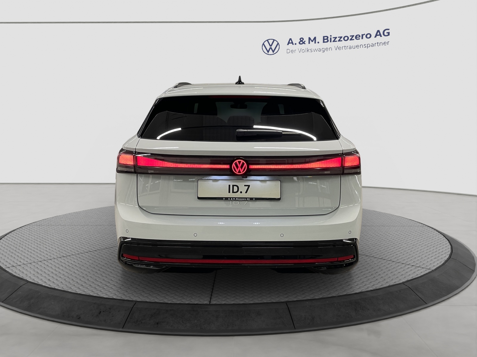 VW ID.7 Tourer Pro 77 kWh United-showroom-element-3