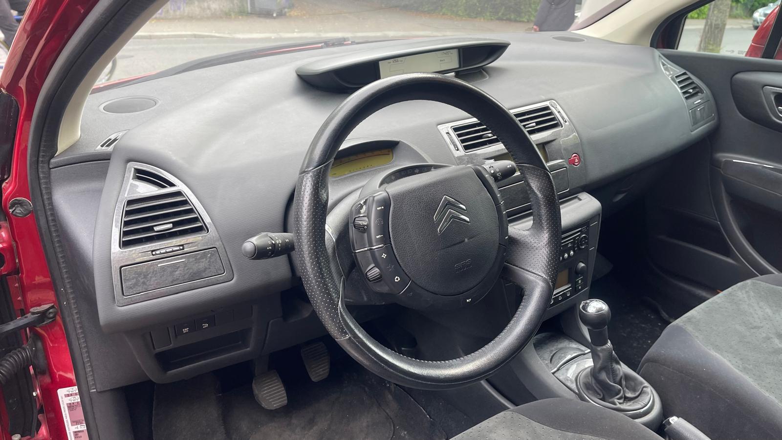 CITROEN C4-image-7