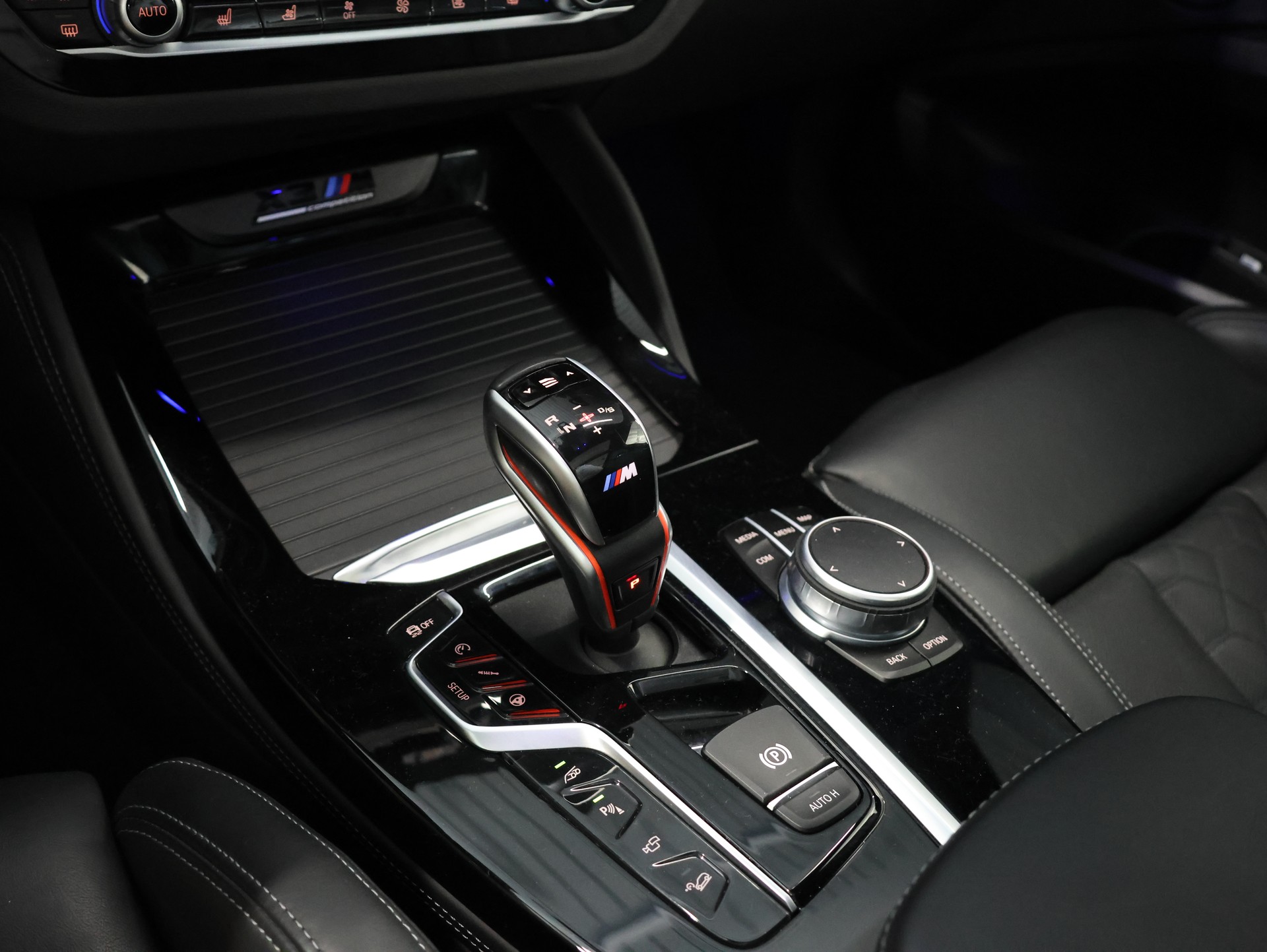 BMW X3 xDrive M Competition Steptronic *Carbon Lenkrad*Panorama*Harman/Kardon*Ambientebeleuchtung*-image-34
