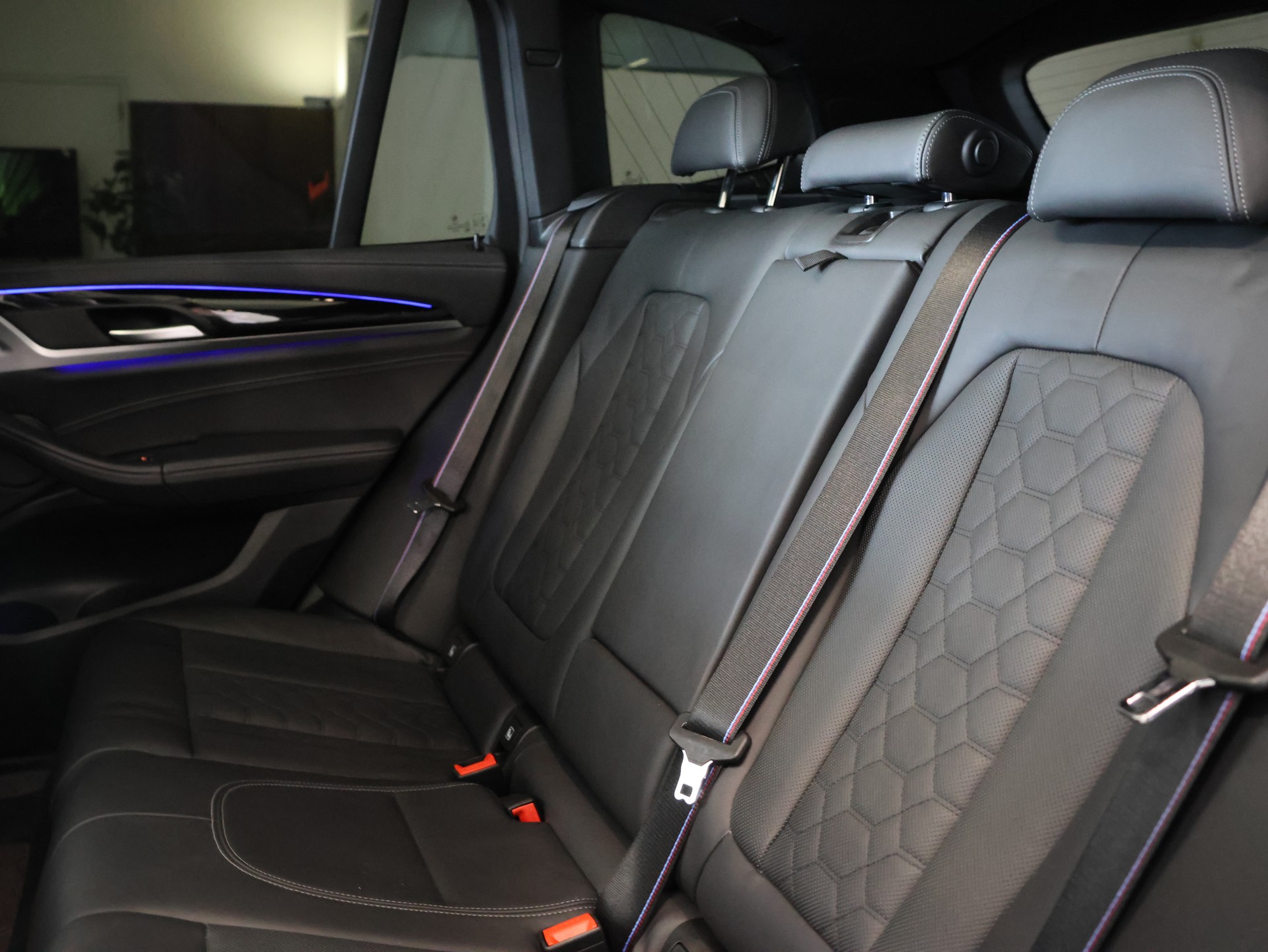 BMW X3 xDrive M Competition Steptronic *Carbon Lenkrad*Panorama*Harman/Kardon*Ambientebeleuchtung*-image-27