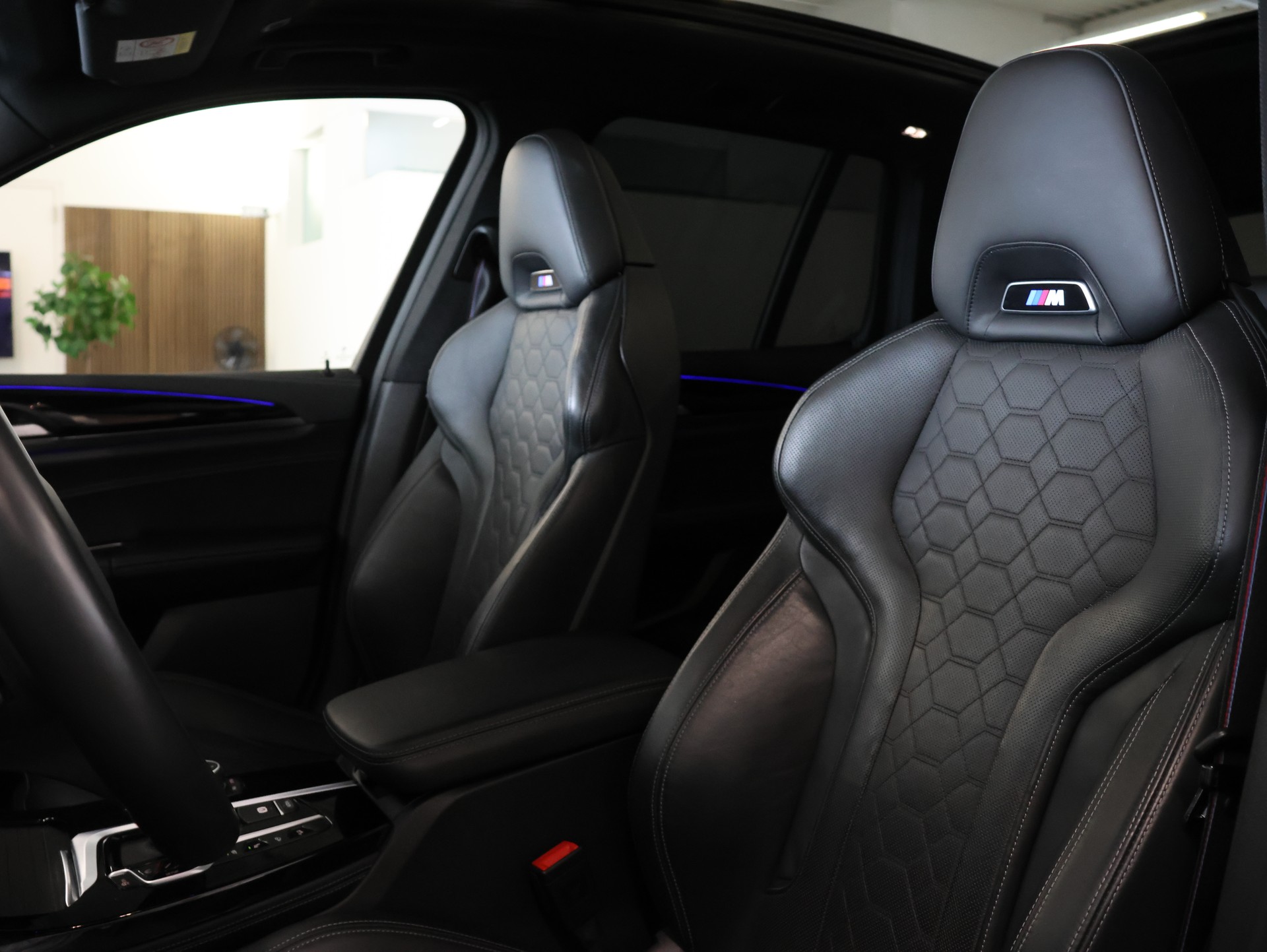 BMW X3 xDrive M Competition Steptronic *Carbon Lenkrad*Panorama*Harman/Kardon*Ambientebeleuchtung*-image-23