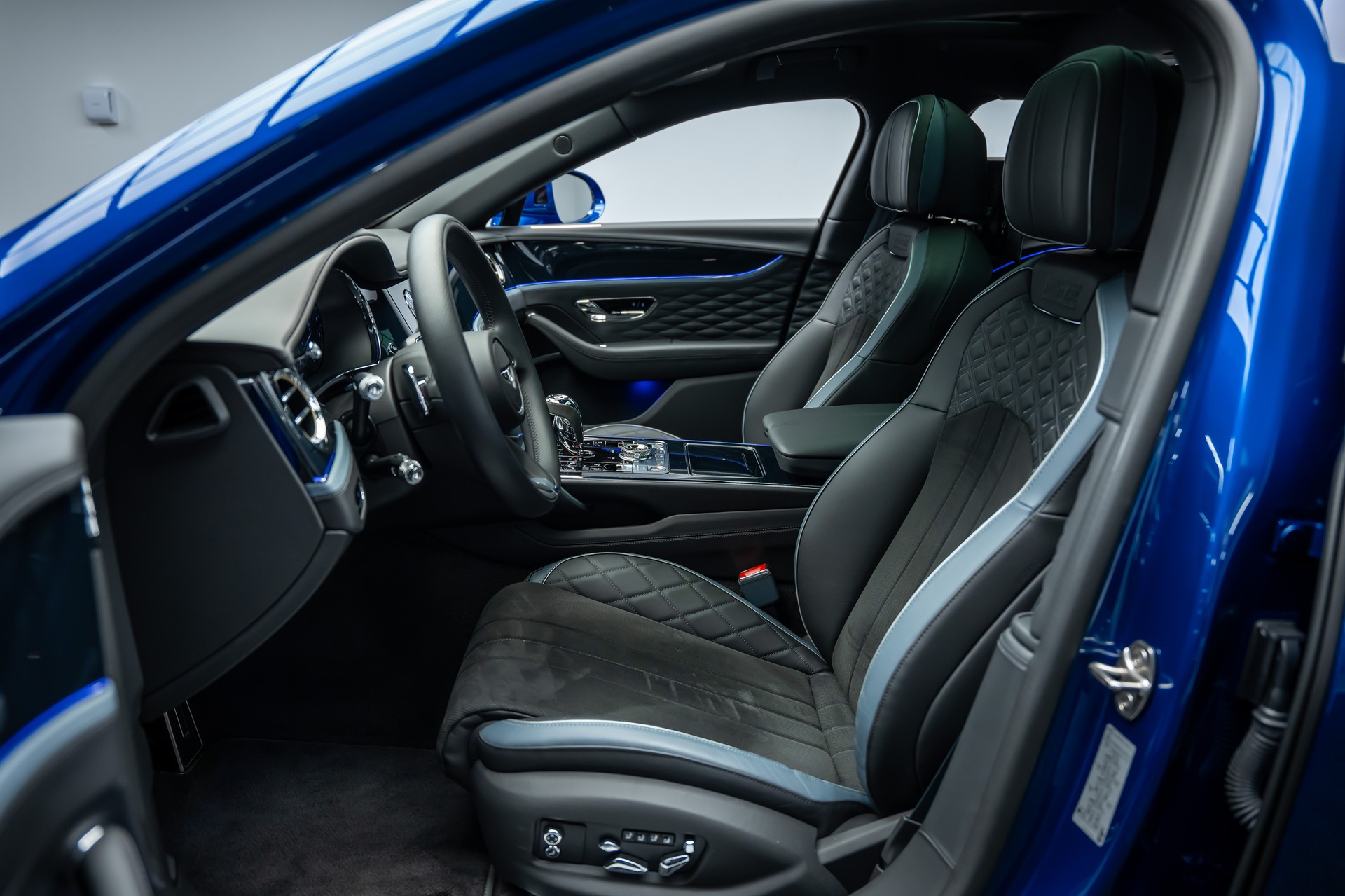 BENTLEY * FLYING SPUR 6.0 W12 SPEED * EDITION 12 * 1 OF 120 * LEASING AB 1105.- *-image-13